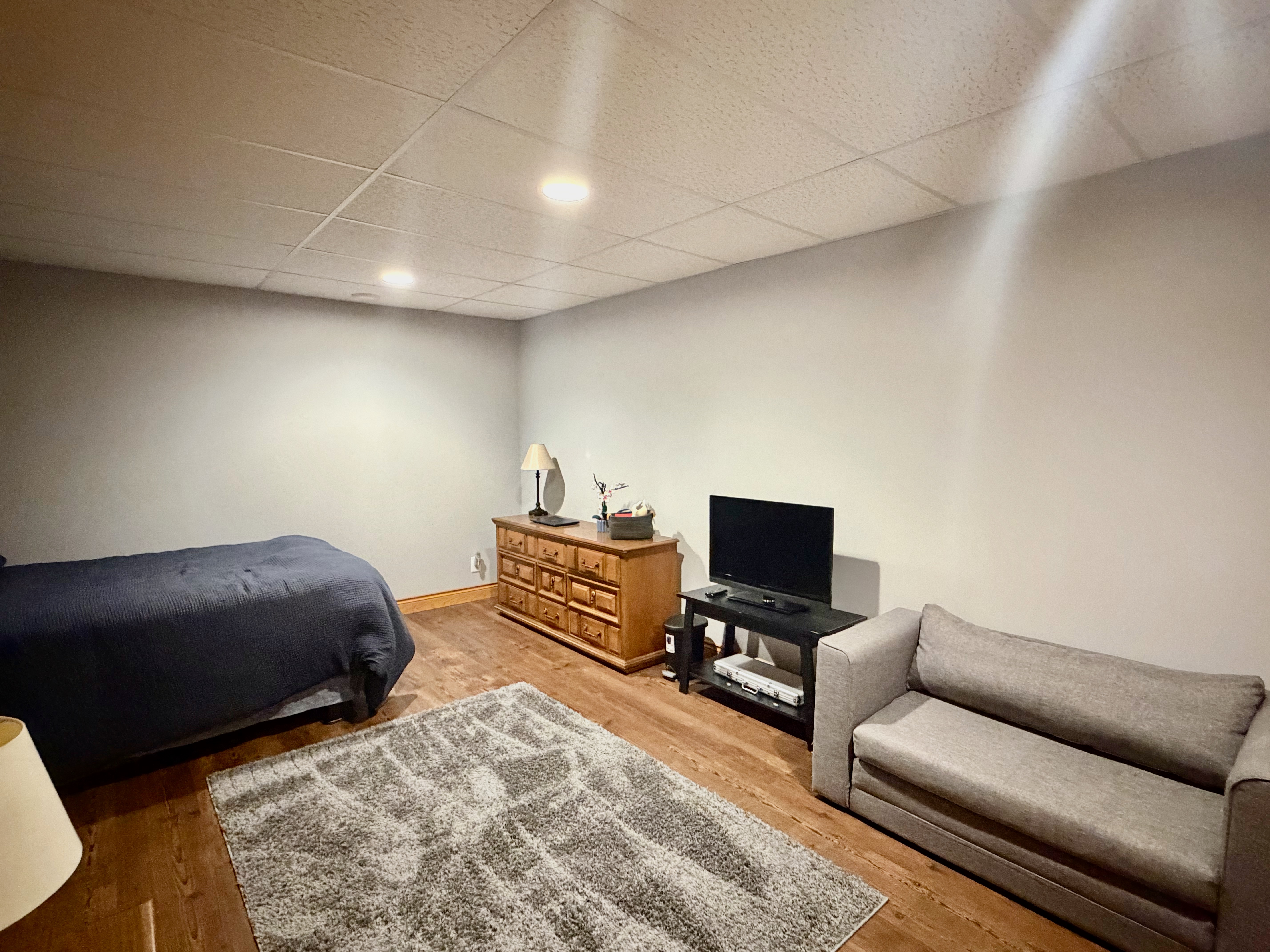 Effingham, Illinois, 62401, United States, 5 Bedrooms Bedrooms, ,5 BathroomsBathrooms,Residential,For Sale,1981428