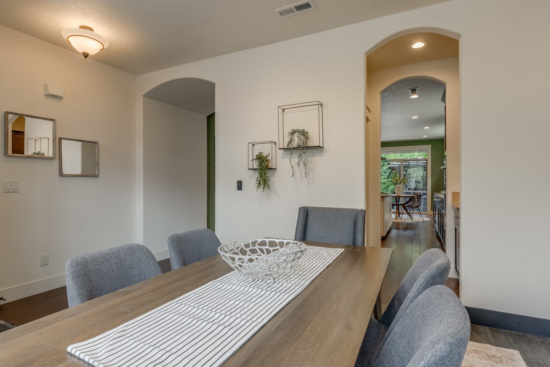  16848 NW STALDER LN Portland, OR 97229 - 物件實景