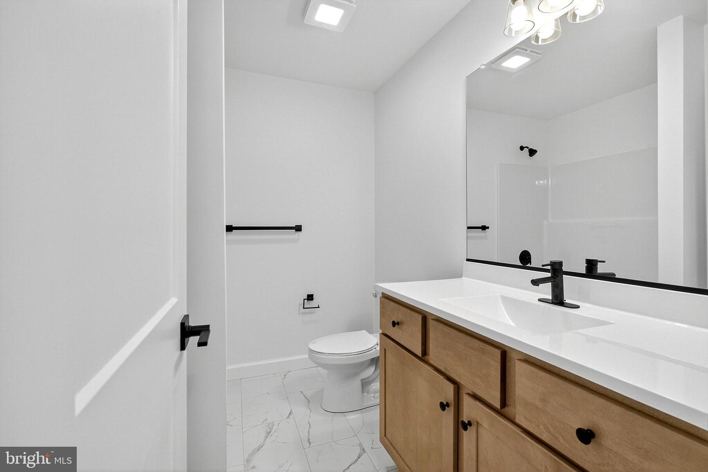 LINCOLN, Delaware, 19960, United States, 4 Bedrooms Bedrooms, ,4 BathroomsBathrooms,Residential,For Sale,1989943