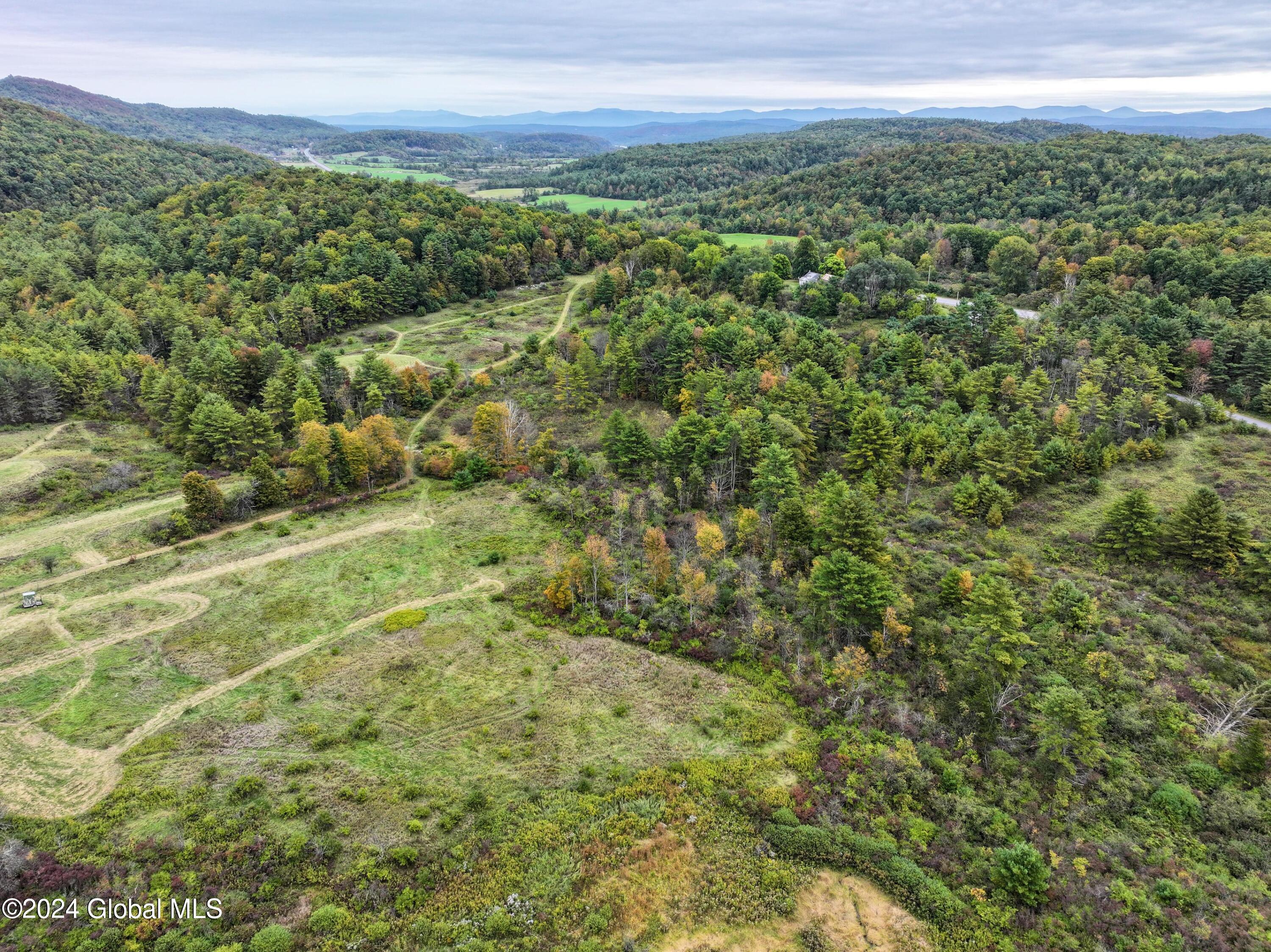 Putnam Station, New York, 12861, United States, 2 Bedrooms Bedrooms, ,2 BathroomsBathrooms,Residential,For Sale,1978709