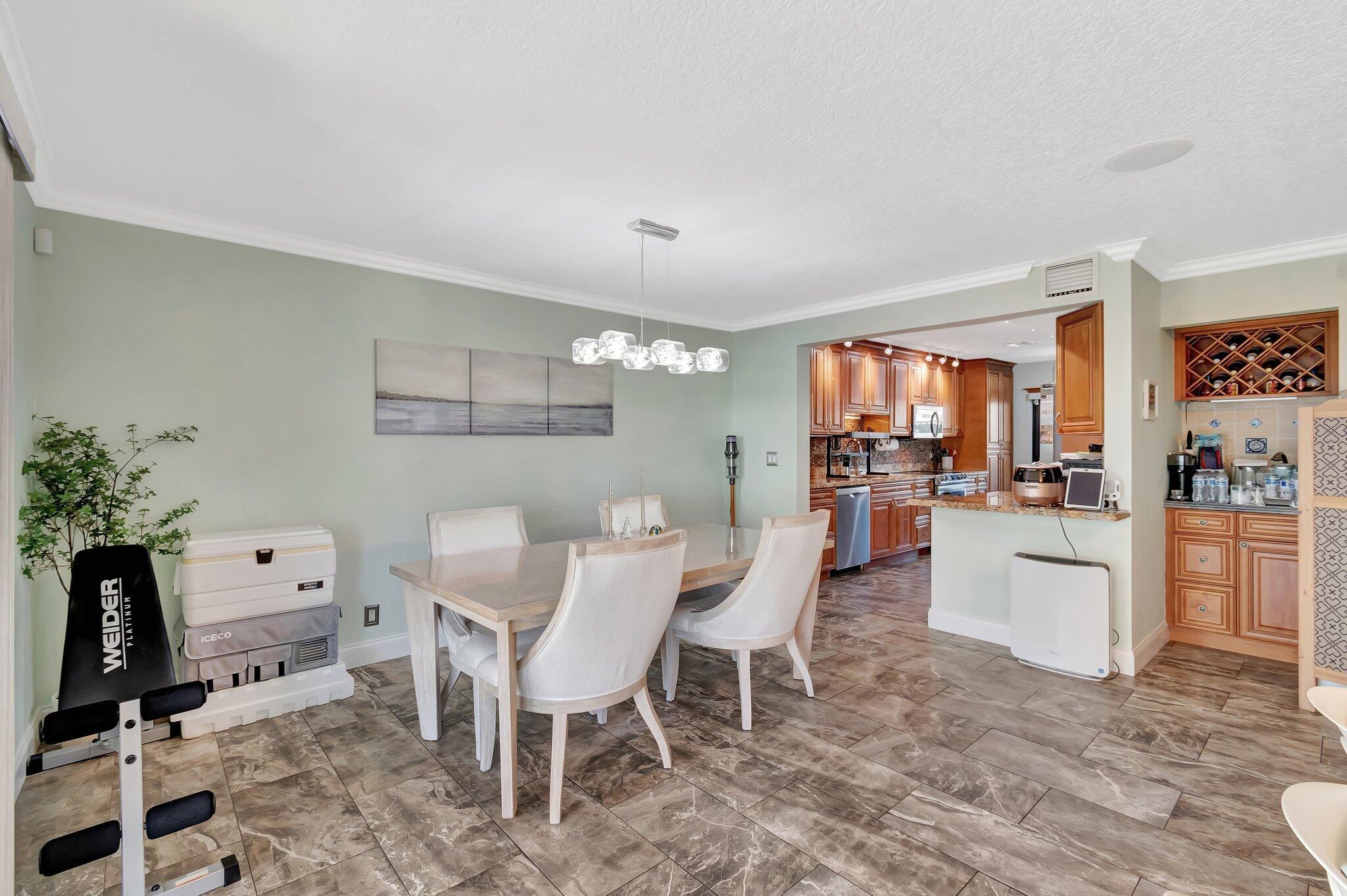 Boynton Beach, Florida, 33435, United States, 2 Bedrooms Bedrooms, ,3 BathroomsBathrooms,Residential,For Sale,1927808