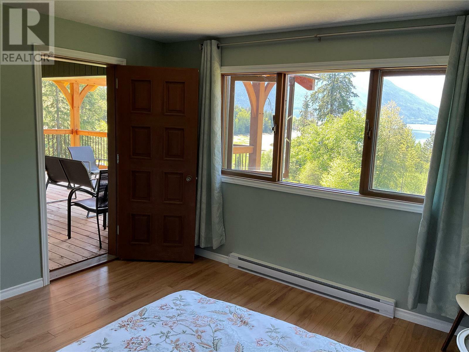 BURTON, British Columbia, V0G 1E0, CA, 4 Bedrooms Bedrooms, ,3 BathroomsBathrooms,Residential,For Sale,1836821