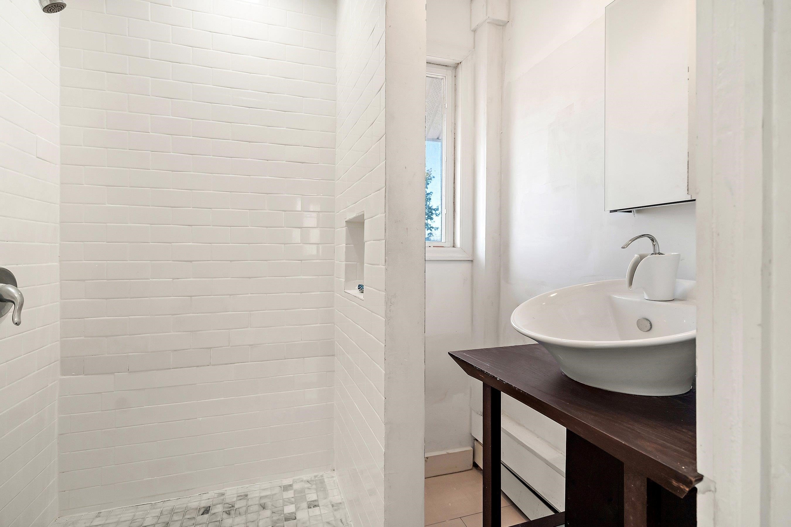 LONG BRANCH CITY, New Jersey, 07740, United States, 5 Bedrooms Bedrooms, ,3 BathroomsBathrooms,Residential,For Sale,1878640