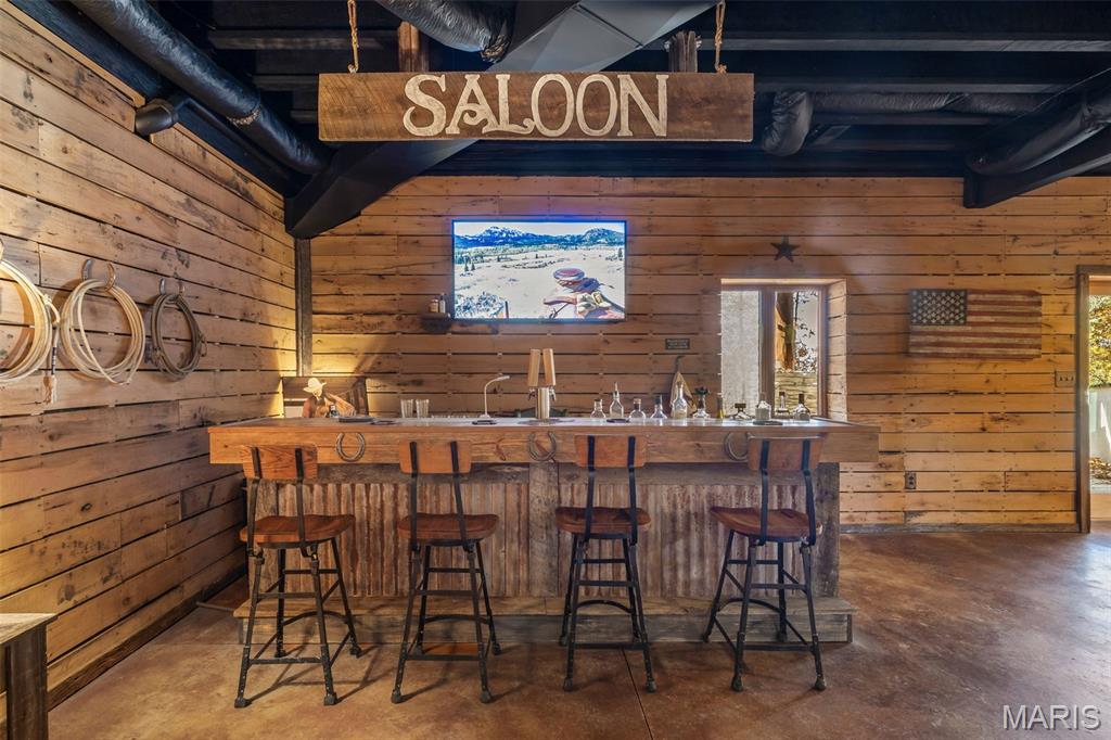 Farmington, Missouri, 63640, United States, 3 Bedrooms Bedrooms, ,4 BathroomsBathrooms,Residential,For Sale,1991980