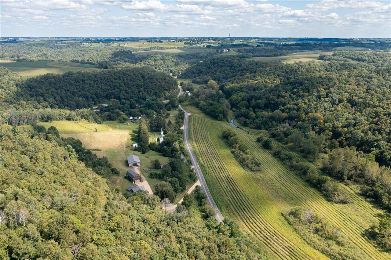 Westby, Wisconsin, 54667, United States, 3 Bedrooms Bedrooms, ,3 BathroomsBathrooms,Residential,For Sale,1977148