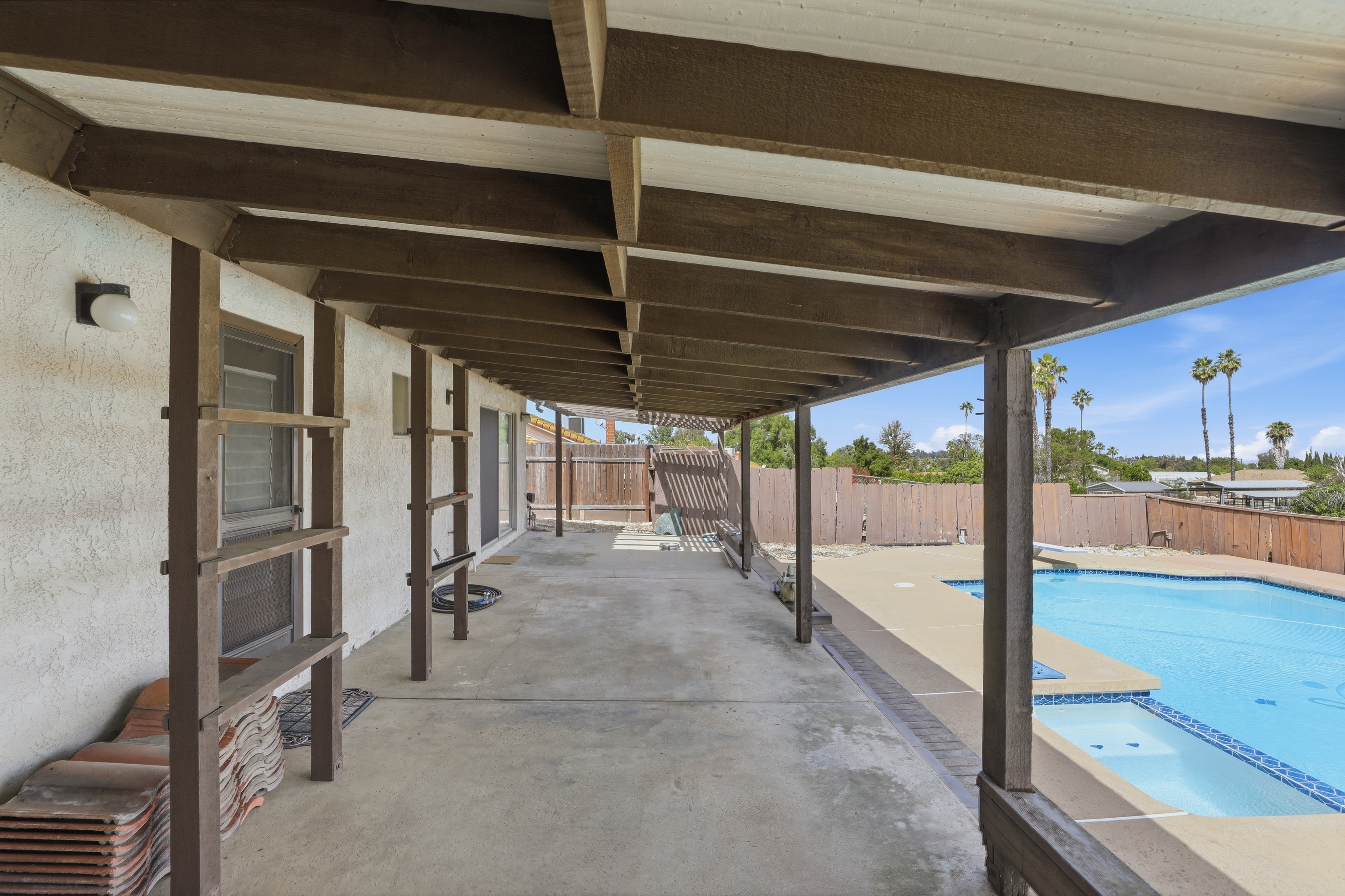  17652 Calle Del Corral, Riverside, CA 92504 - 物件實景