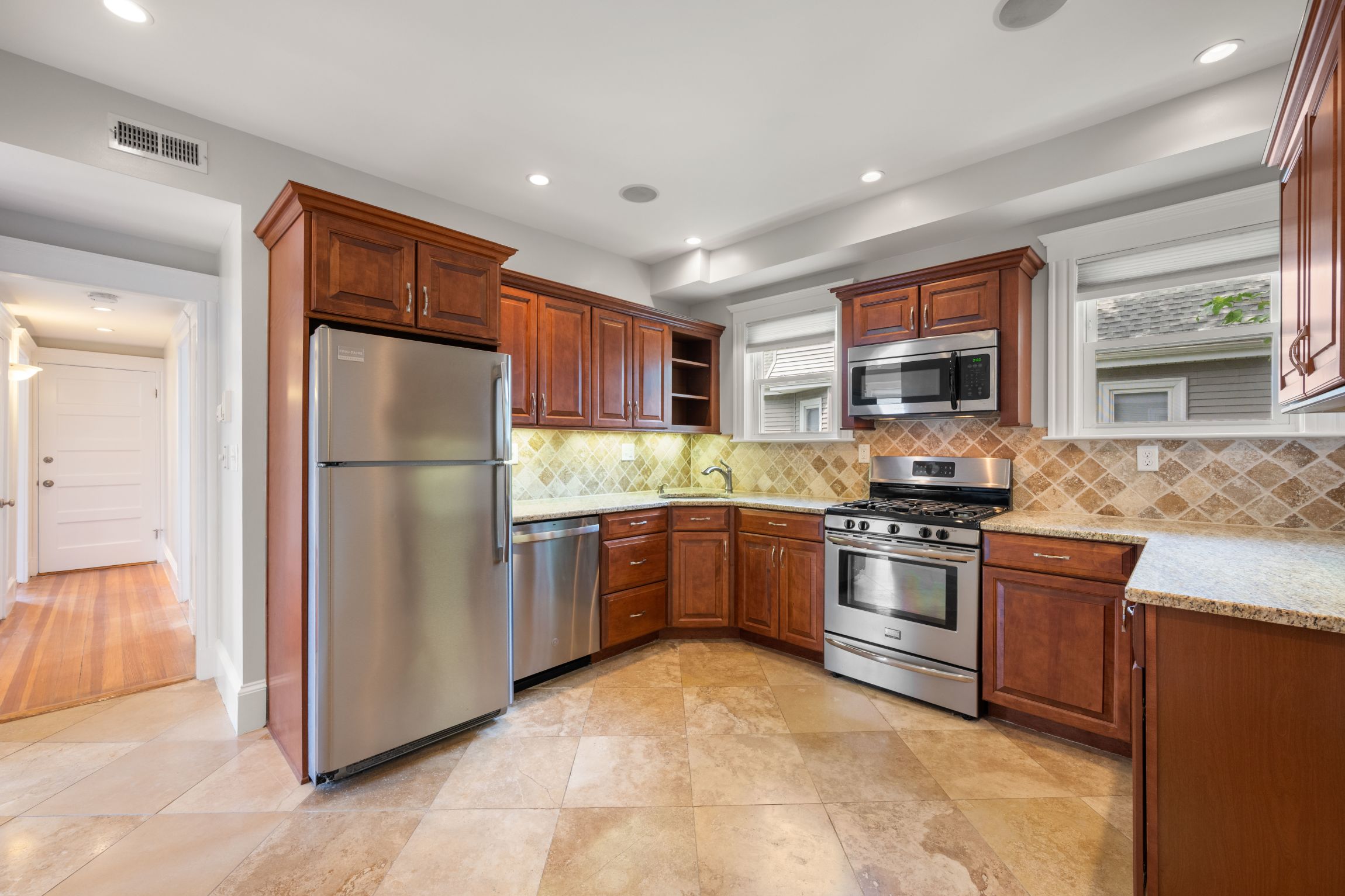  15 Haslet Street - Unit 2, Boston, MA, 02131 - 物件實景