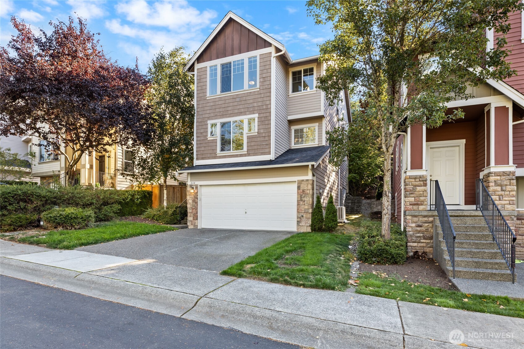 Auburn, Washington, 98092, United States, 4 Bedrooms Bedrooms, ,4 BathroomsBathrooms,Residential,For Sale,1977143