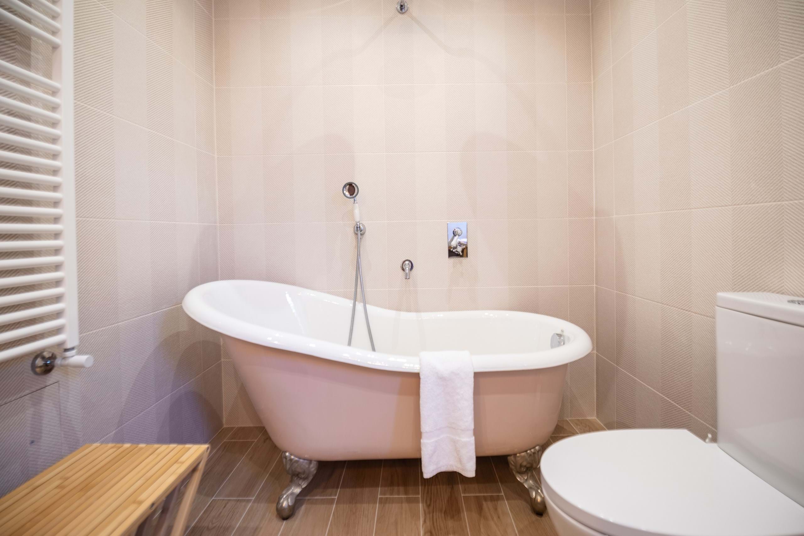 Cascais, Lisbon, 2765-574, PT, 8 Bedrooms Bedrooms, ,3 BathroomsBathrooms,Residential,For Sale,1908272