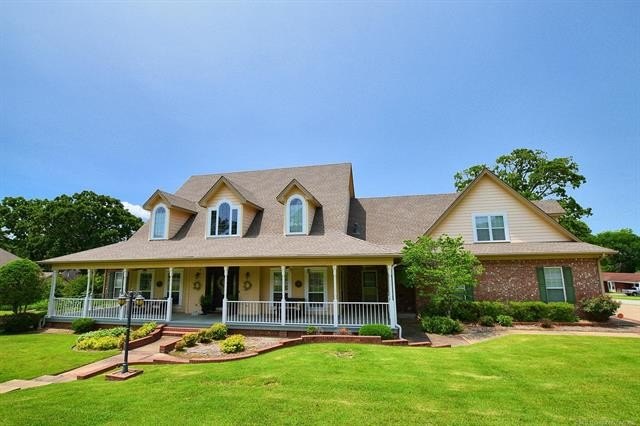 Tahlequah, Oklahoma, 74464, United States, 5 Bedrooms Bedrooms, ,5 BathroomsBathrooms,Residential,For Sale,1977859