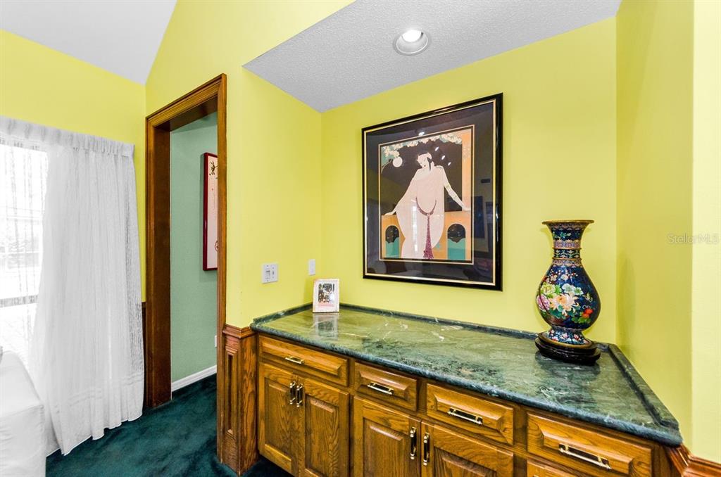 Seminole, Florida, 33777, United States, 4 Bedrooms Bedrooms, ,4 BathroomsBathrooms,Residential,For Sale,1933649