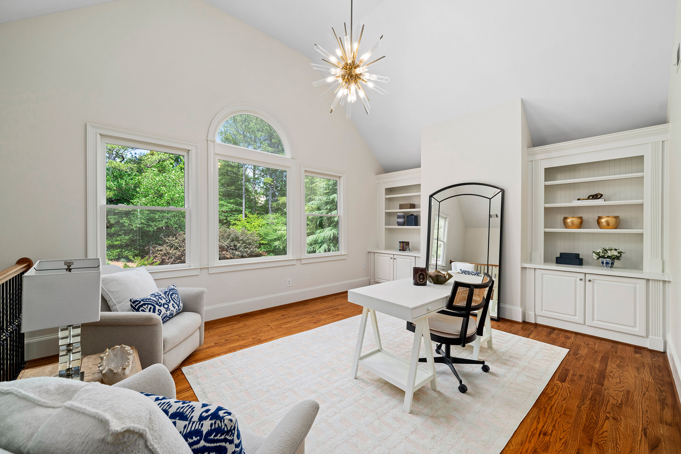  Estate-style Living in One of Milton