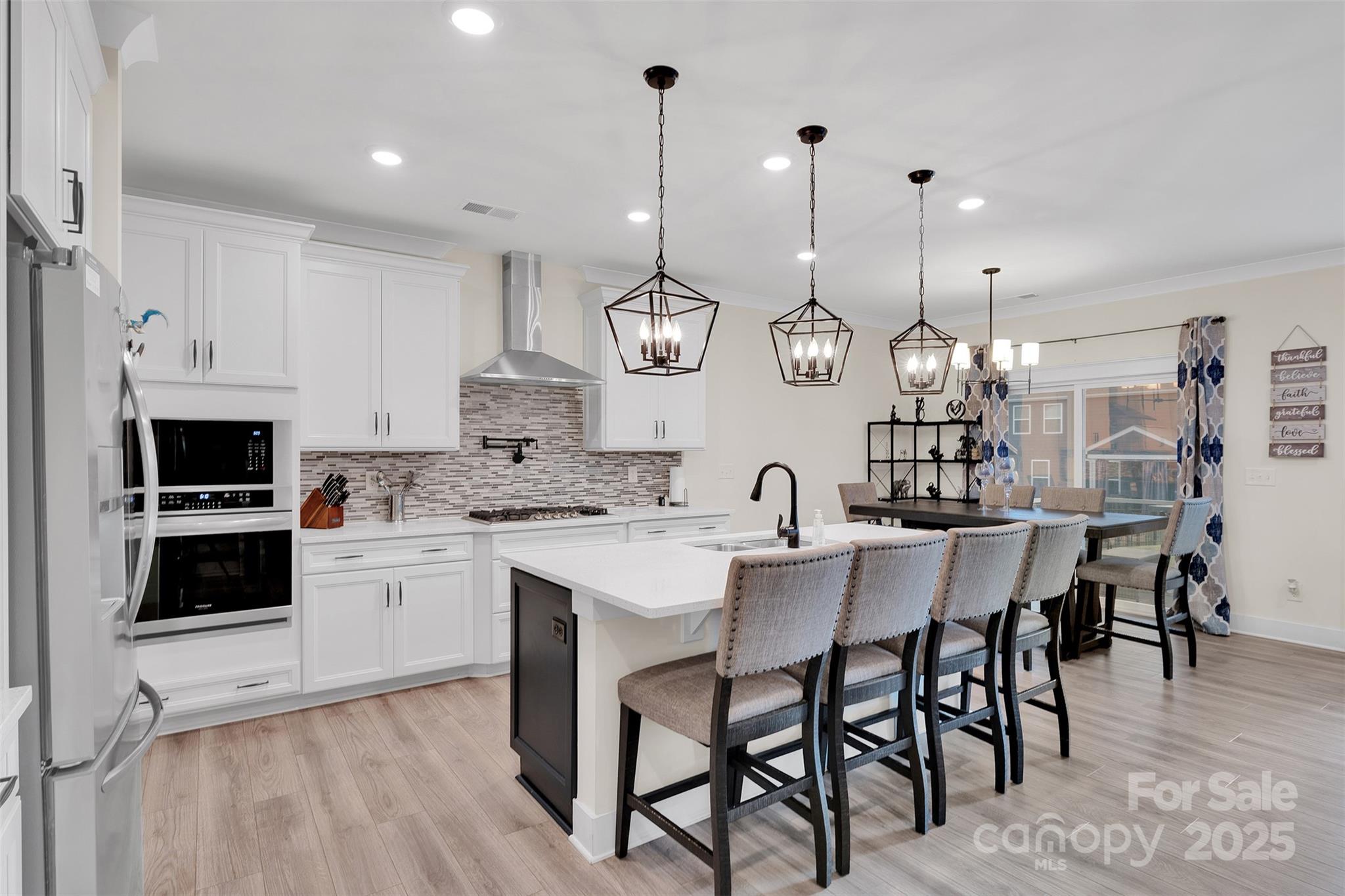 Concord, North Carolina, 28025, United States, 5 Bedrooms Bedrooms, ,4 BathroomsBathrooms,Residential,For Sale,1927846