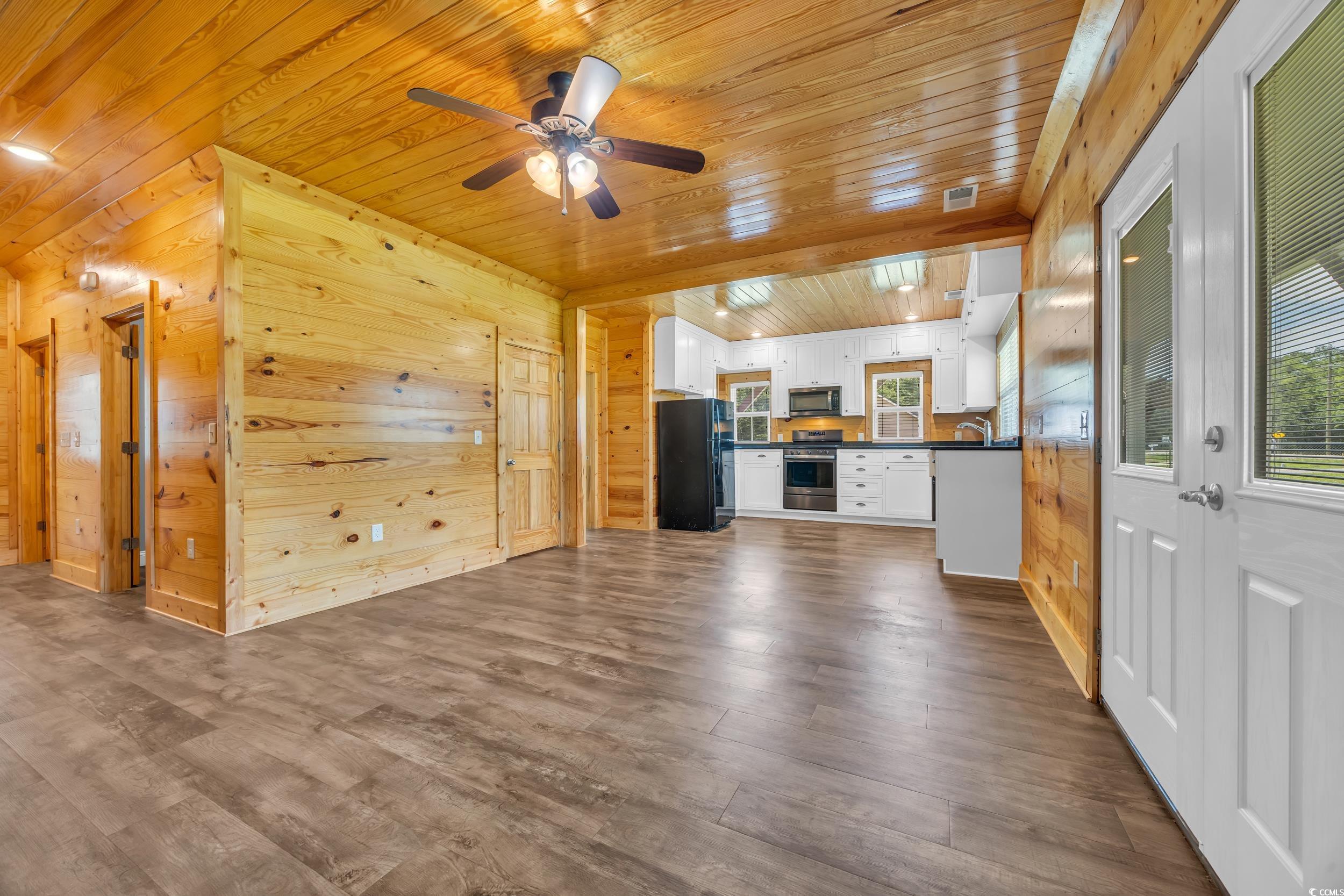 Conway, South Carolina, 29526, United States, 4 Bedrooms Bedrooms, ,3 BathroomsBathrooms,Residential,For Sale,1839037