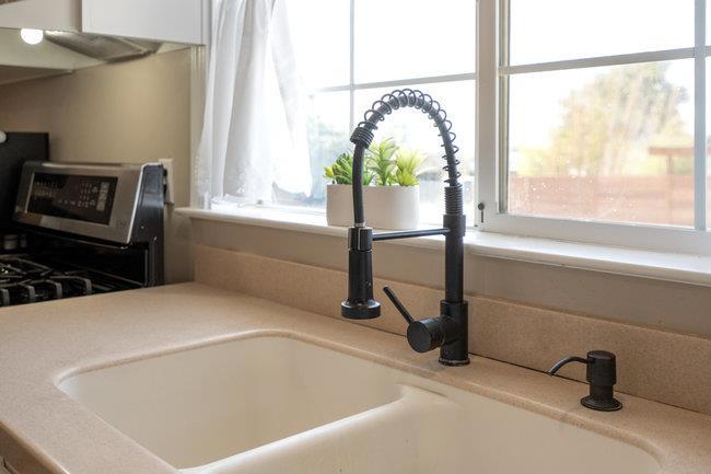 Watsonville, California, 95076, United States, 3 Bedrooms Bedrooms, ,2 BathroomsBathrooms,Residential,For Sale,1987376