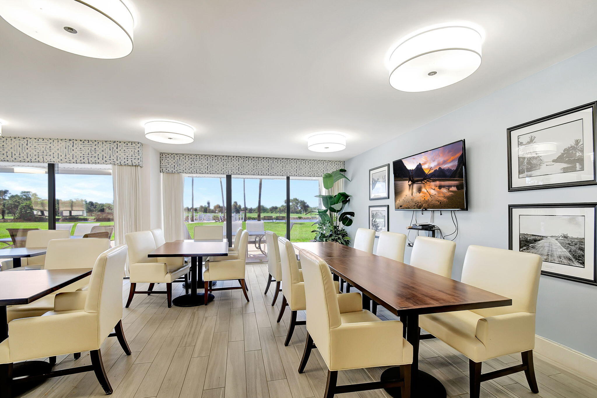 North Palm Beach, Florida, 33408, United States, 2 Bedrooms Bedrooms, ,2 BathroomsBathrooms,Residential,For Sale,1940741