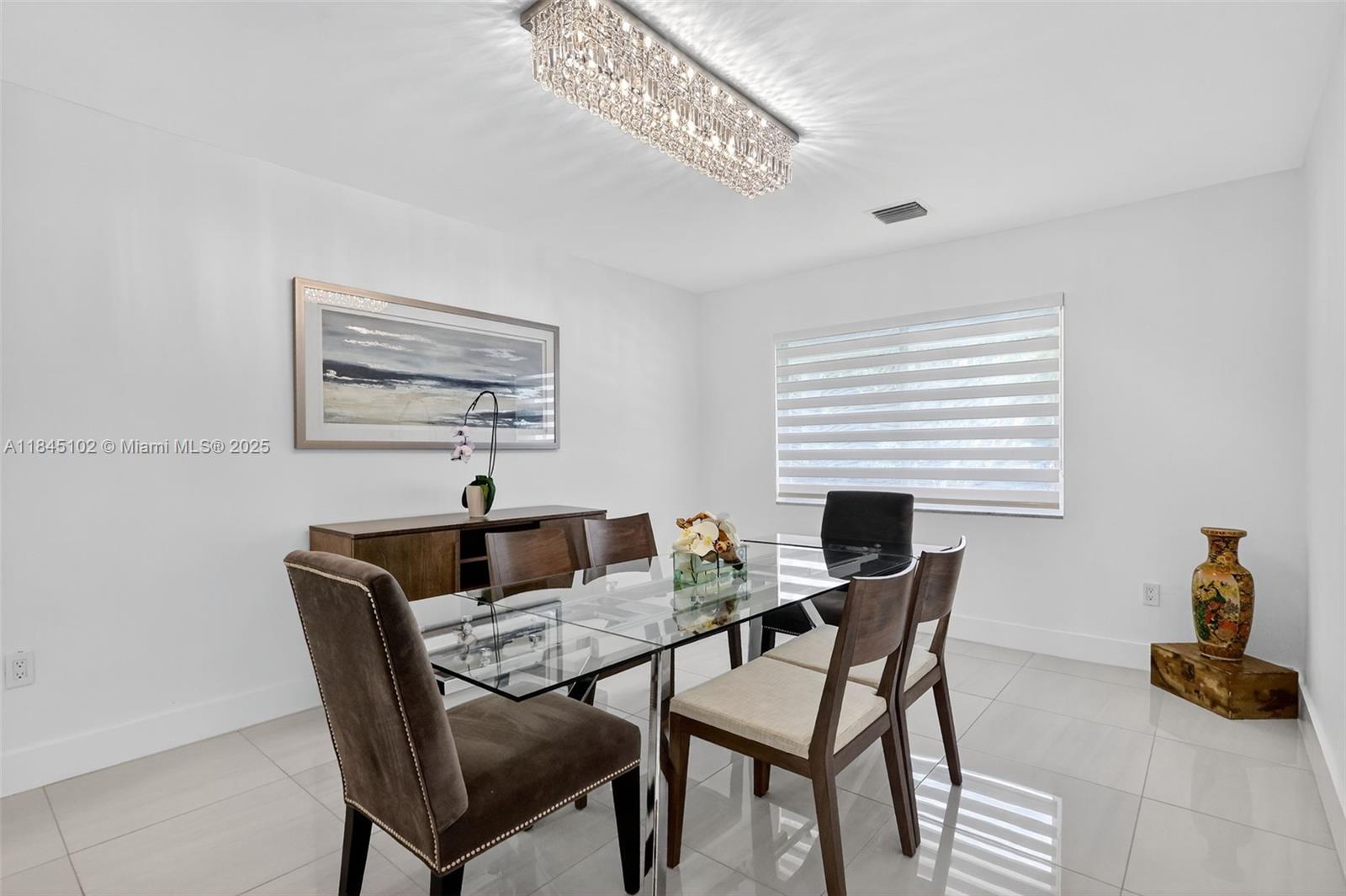 Palmetto Bay, Florida, 33158, United States, 4 Bedrooms Bedrooms, ,4 BathroomsBathrooms,Residential,For Sale,1900874