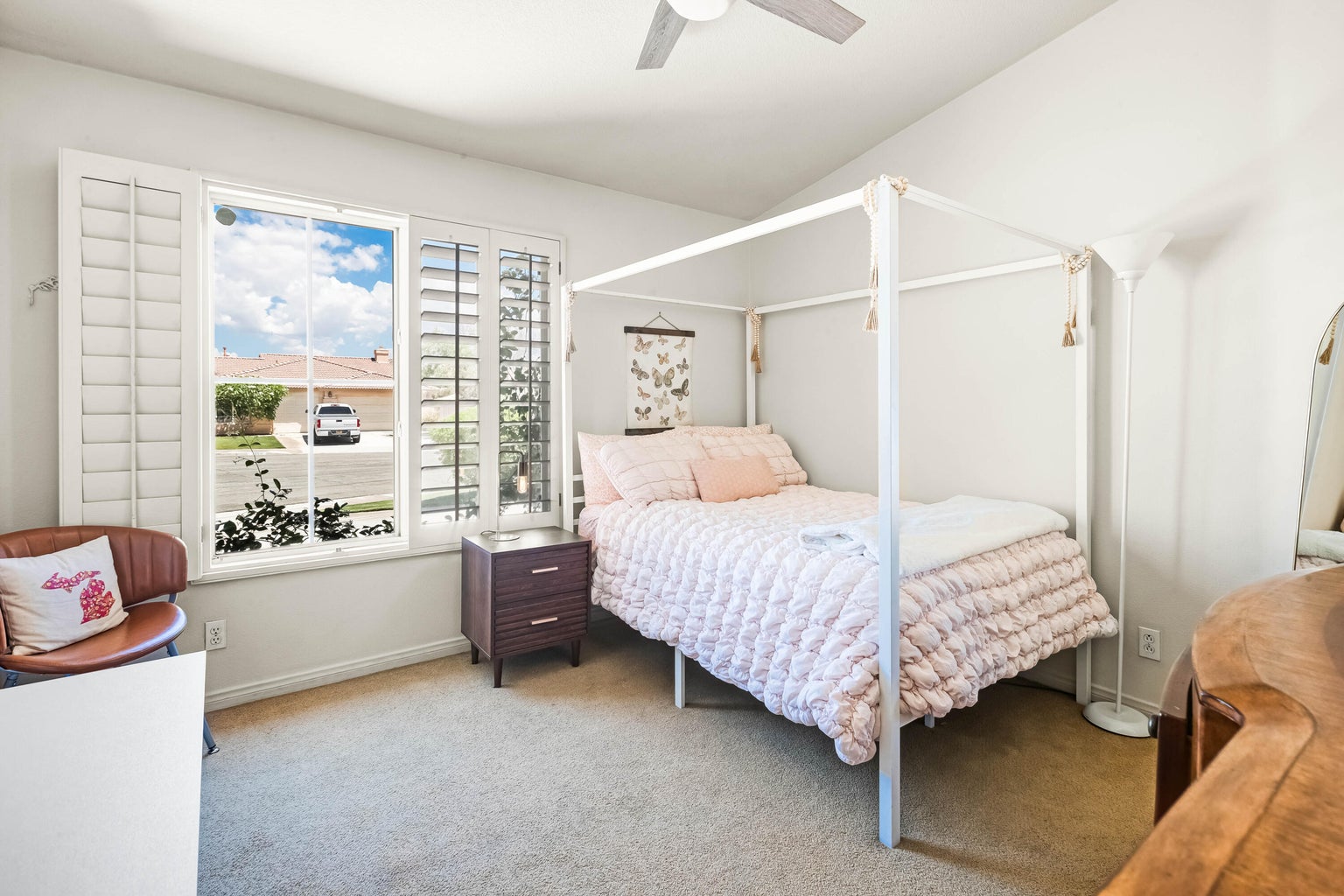 La Quinta, California, 92253, United States, 4 Bedrooms Bedrooms, ,2 BathroomsBathrooms,Residential,For Sale,1931637
