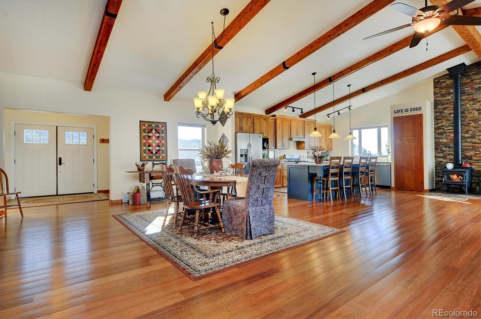 Howard, Colorado, 81233, United States, 4 Bedrooms Bedrooms, ,1 BathroomBathrooms,Residential,For Sale,1921674