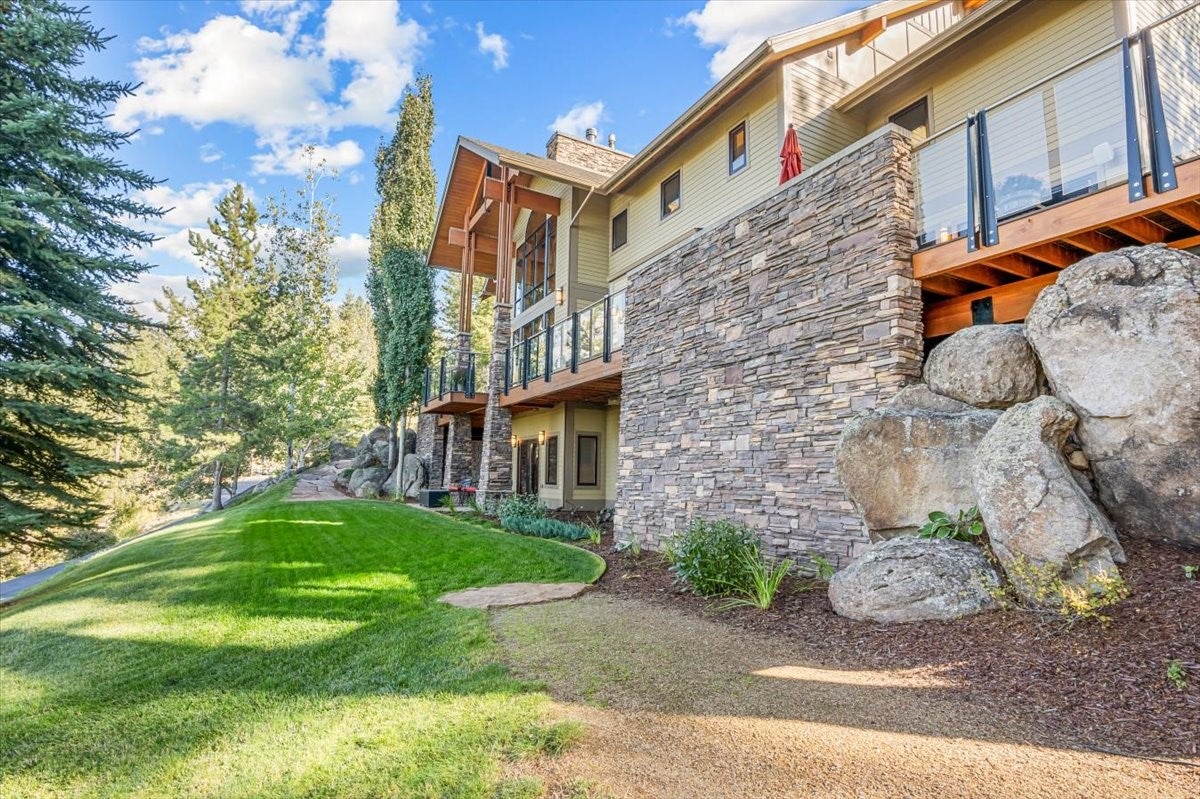 Clancy, Montana, 59634, United States, 6 Bedrooms Bedrooms, ,5 BathroomsBathrooms,Residential,For Sale,1873825