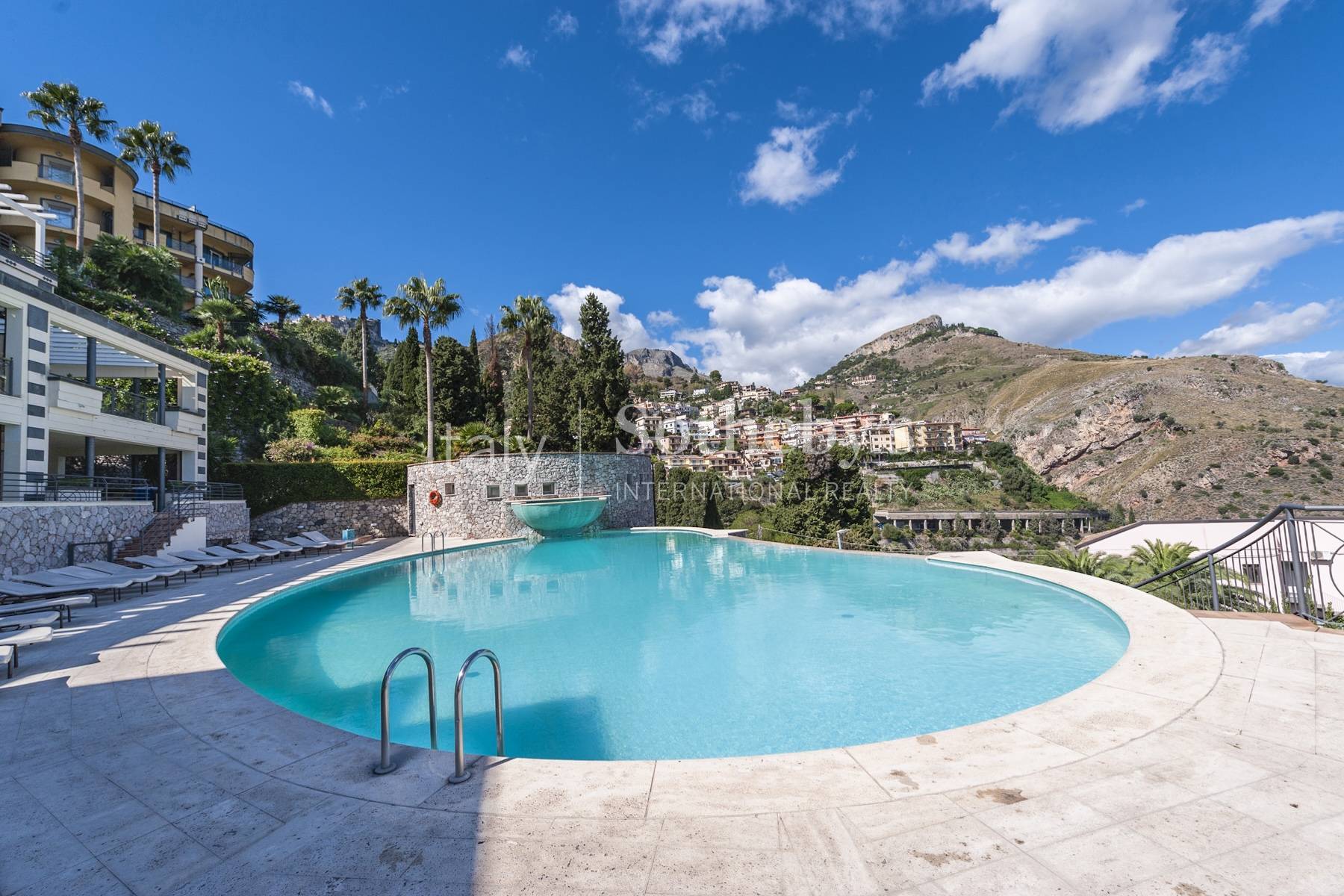  Sea-view apartment in an exclusive residence - 物件實景