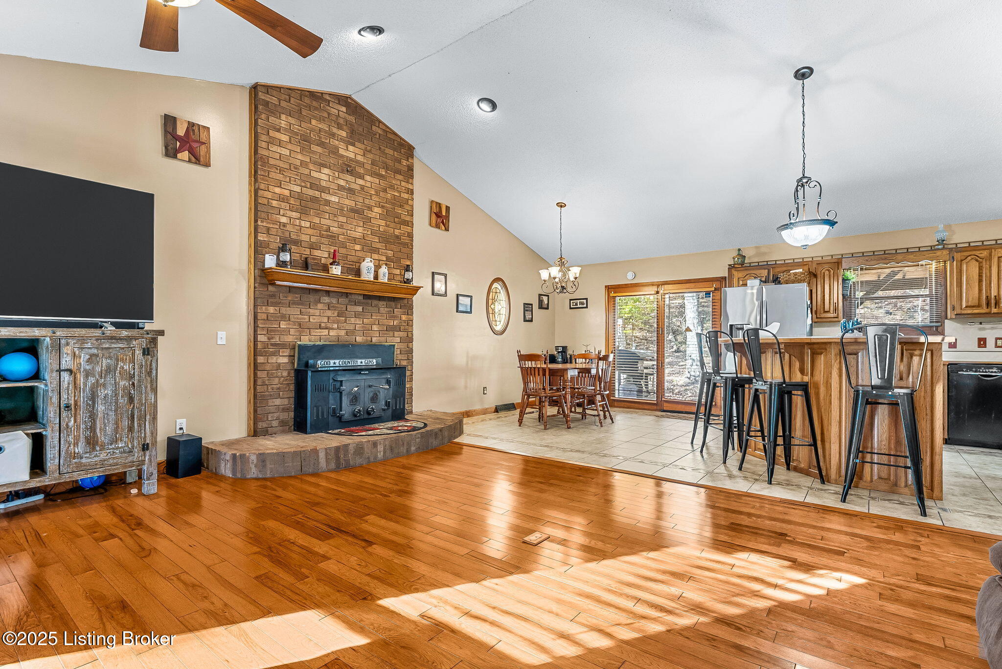 Boston, Kentucky, 40107, United States, 3 Bedrooms Bedrooms, ,2 BathroomsBathrooms,Residential,For Sale,1988918