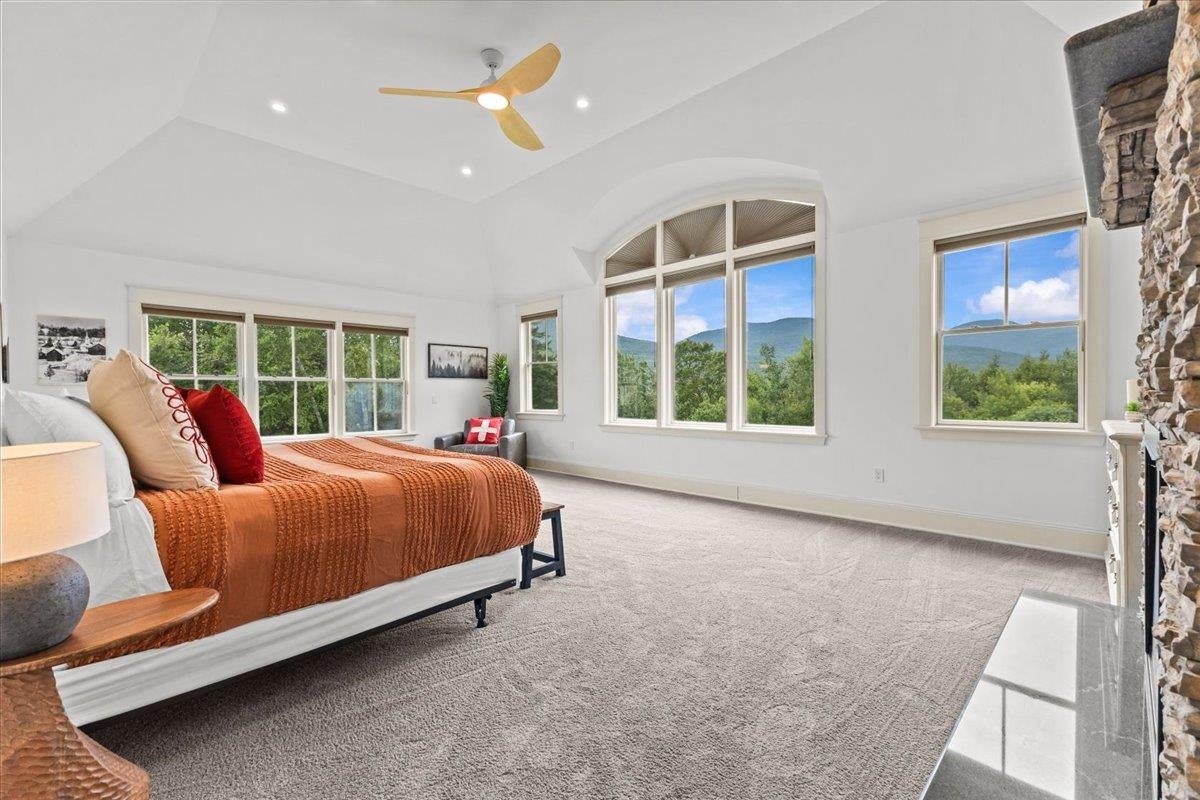 Stowe, Vermont, 05672, United States, 5 Bedrooms Bedrooms, ,7 BathroomsBathrooms,Residential,For Sale,1875535