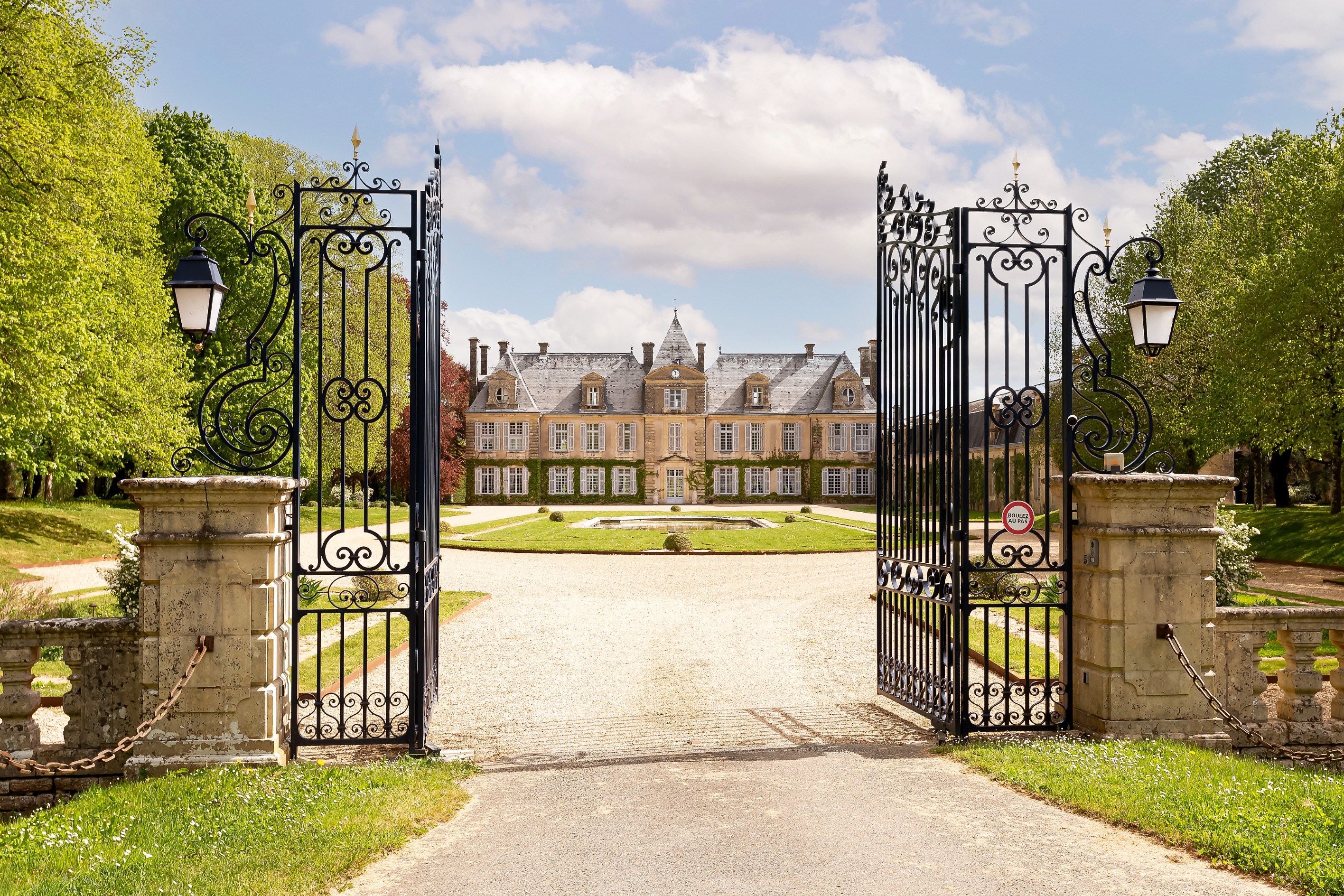  FOR SALE - Exceptional Estate with a Château - 30mn from POITIERS (TGV) - 物件實景