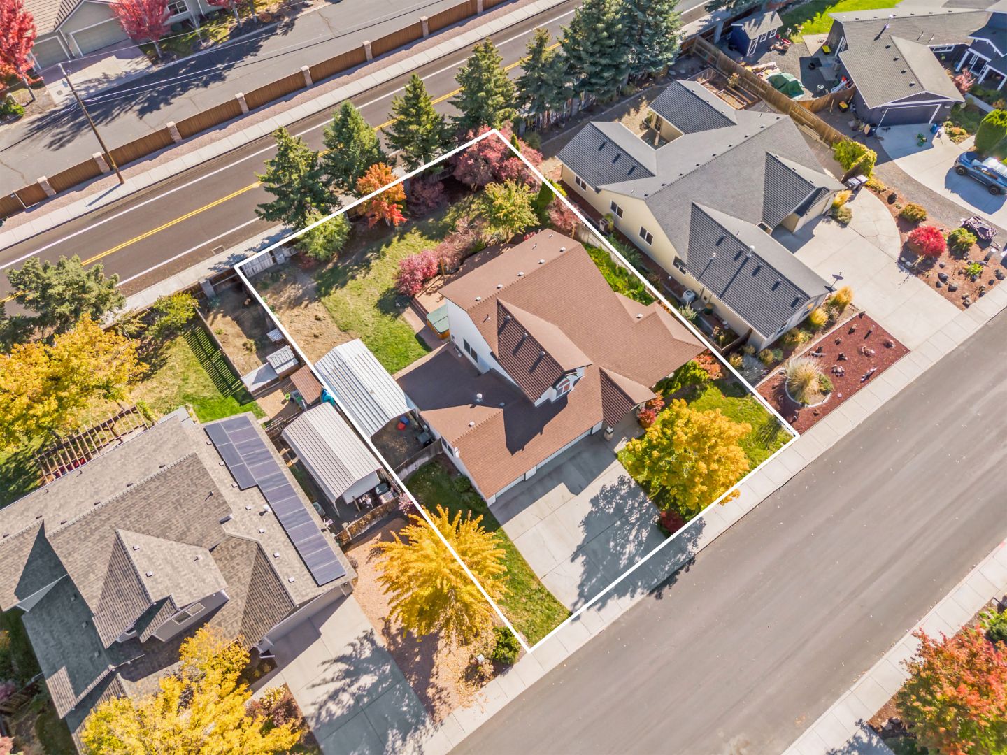 Redmond, Oregon, 97756, United States, 3 Bedrooms Bedrooms, ,3 BathroomsBathrooms,Residential,For Sale,1985077