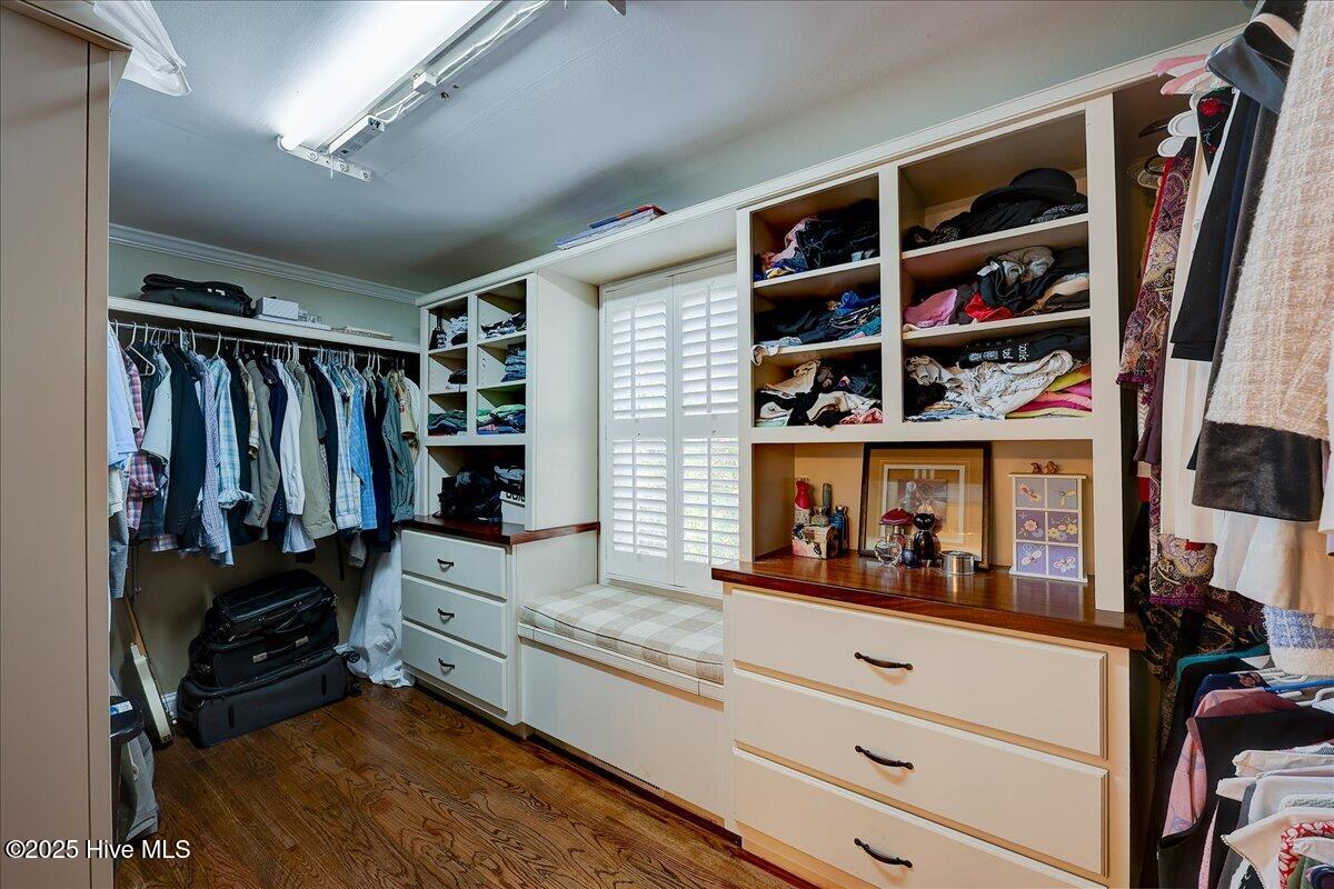 Trent Woods, North Carolina, 28562, United States, 4 Bedrooms Bedrooms, ,3 BathroomsBathrooms,Residential,For Sale,1997785