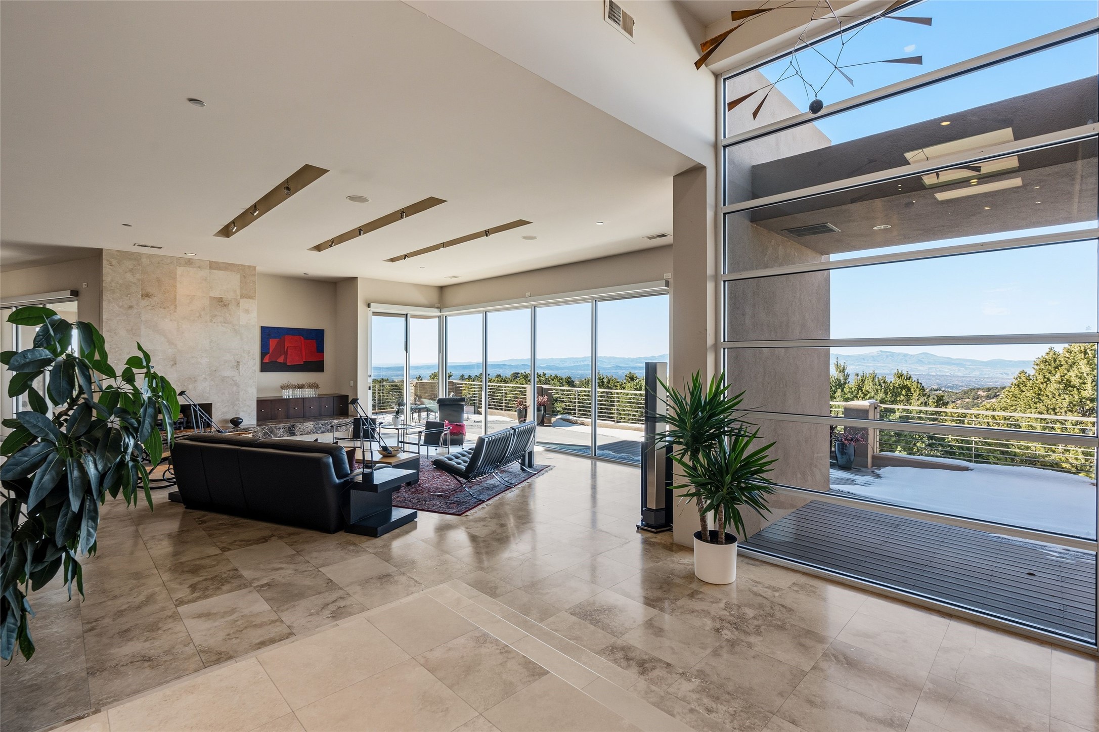  1135 S Summit Drive - 物件實景