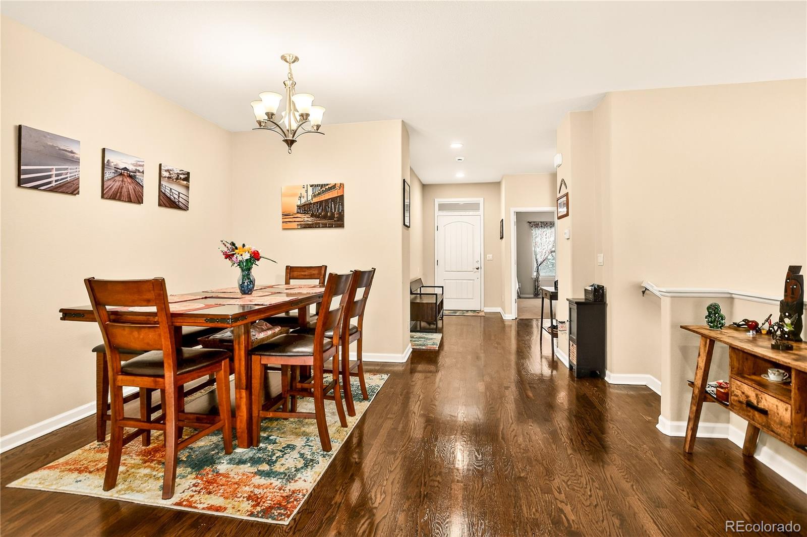 Aurora, Colorado, 80015, United States, 3 Bedrooms Bedrooms, ,2 BathroomsBathrooms,Residential,For Sale,1957602