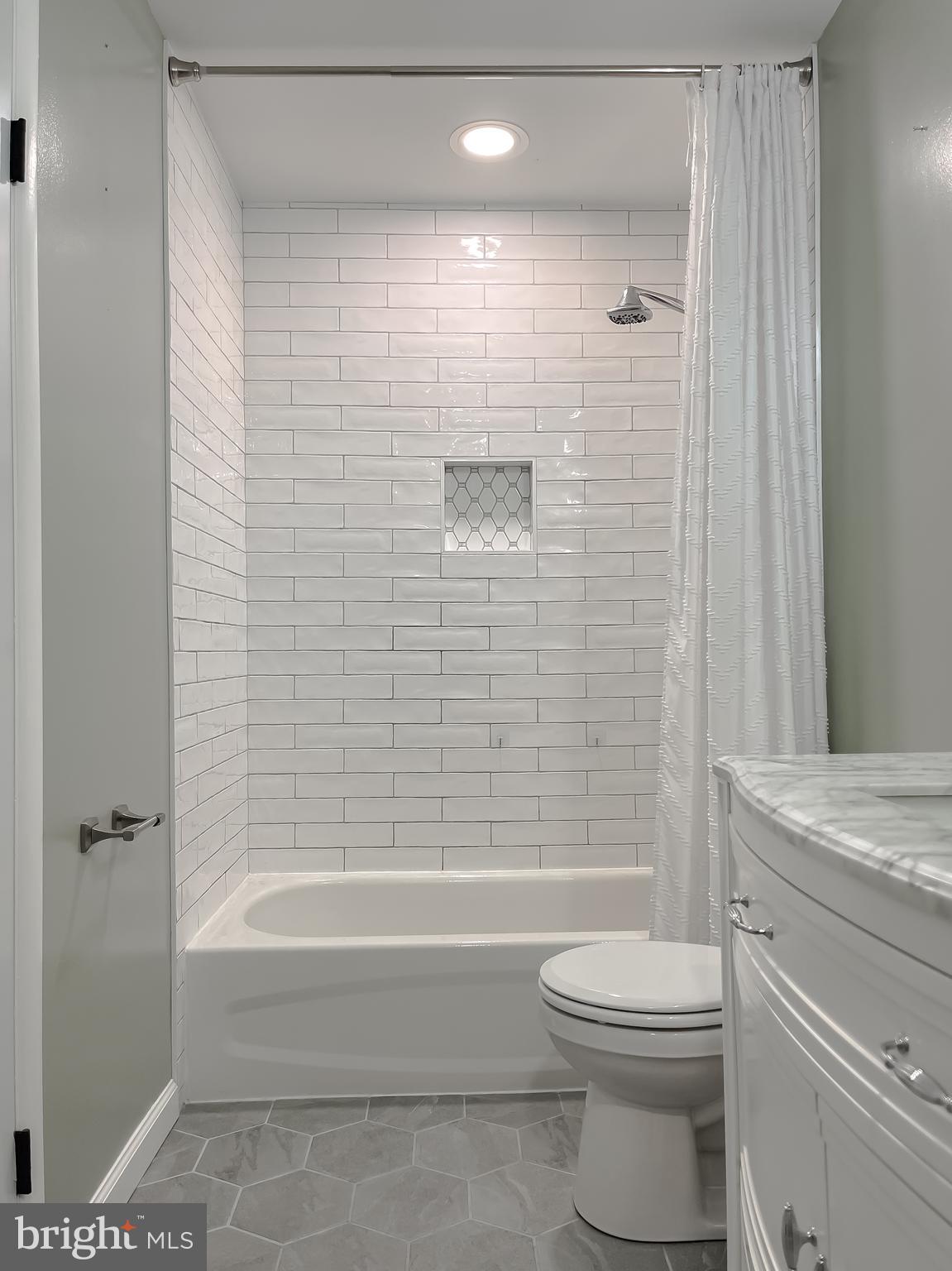 Hollywood, Maryland, 20636, United States, 3 Bedrooms Bedrooms, ,2 BathroomsBathrooms,Residential,For Sale,1978416