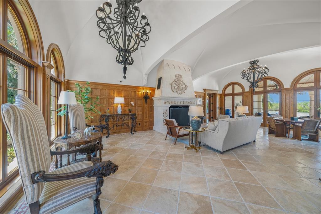 Sarasota, Florida, 34236, United States, 5 Bedrooms Bedrooms, ,7 BathroomsBathrooms,Residential,For Sale,1913430