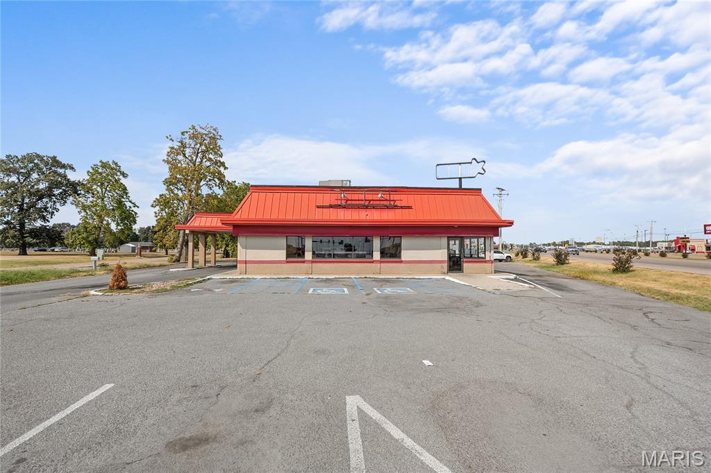 Sikeston, Missouri, 63801, United States, ,Residential,For Sale,2007801