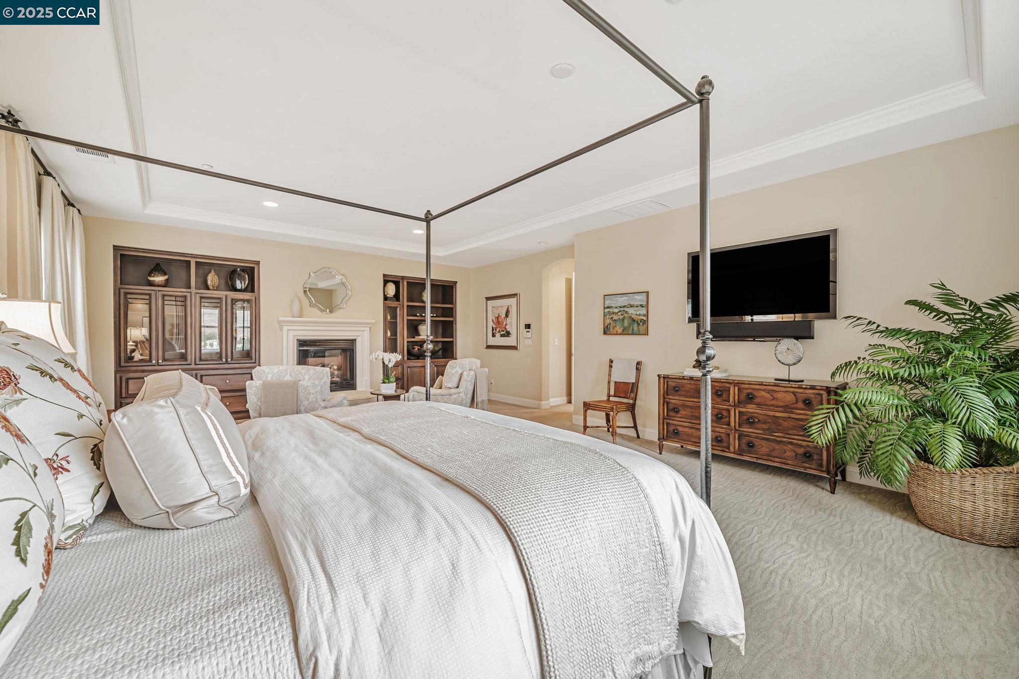 Danville, California, 94526, United States, 6 Bedrooms Bedrooms, ,6 BathroomsBathrooms,Residential,For Sale,1901970