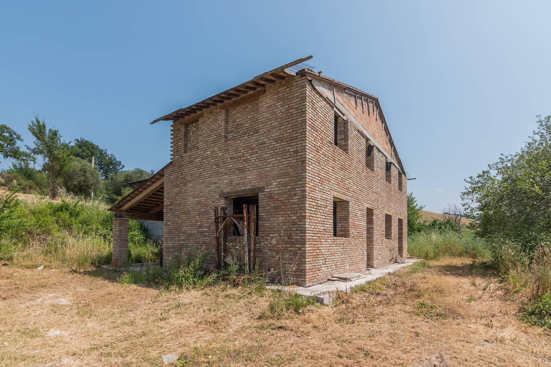 Montelabbate, Pesaro e Urbino, 61025, IT, 4 Bedrooms Bedrooms, ,3 BathroomsBathrooms,Residential,For Sale,1876192