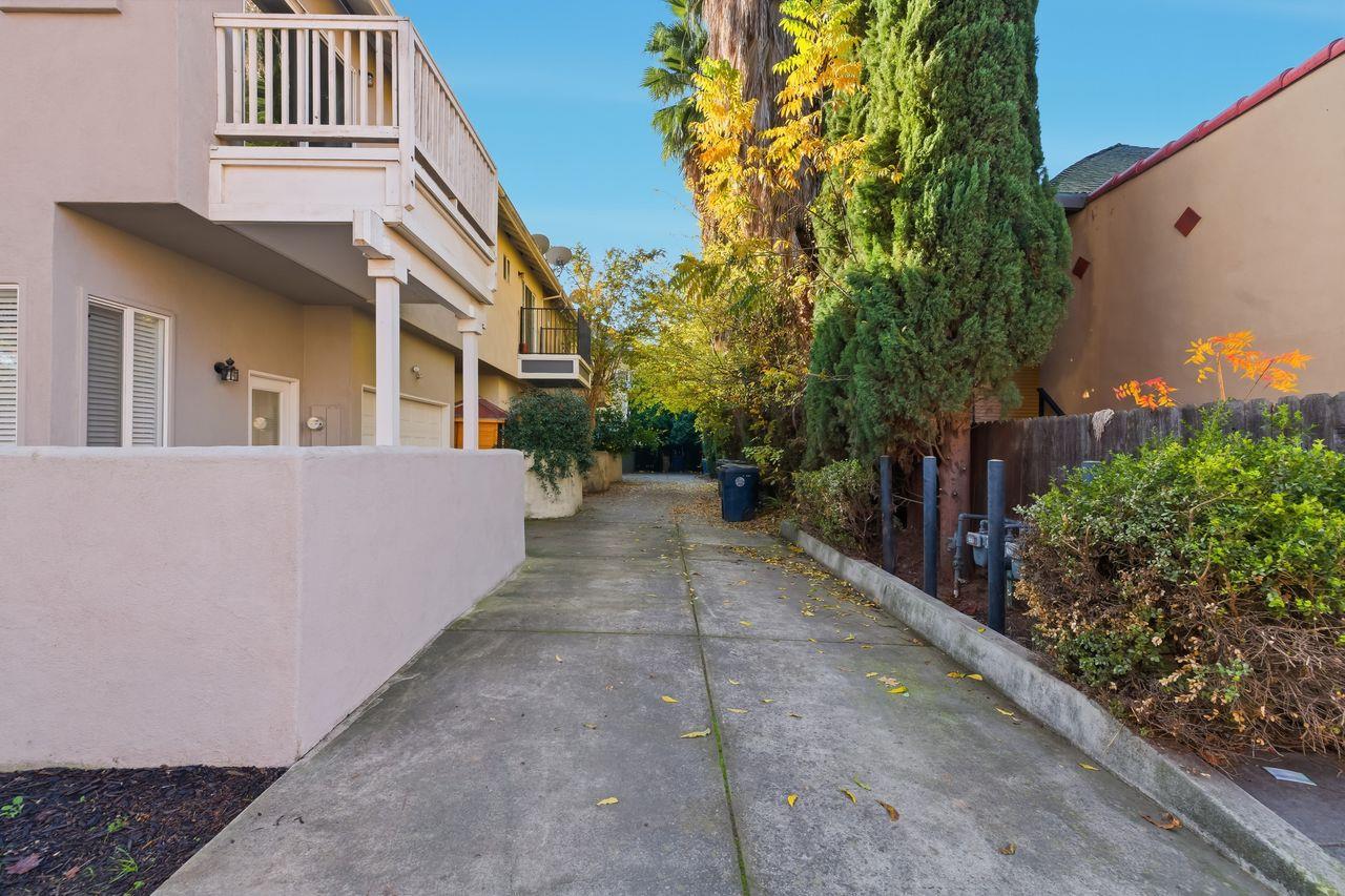 Sacramento, California, 95811, United States, 3 Bedrooms Bedrooms, ,3 BathroomsBathrooms,Residential,For Sale,2002968