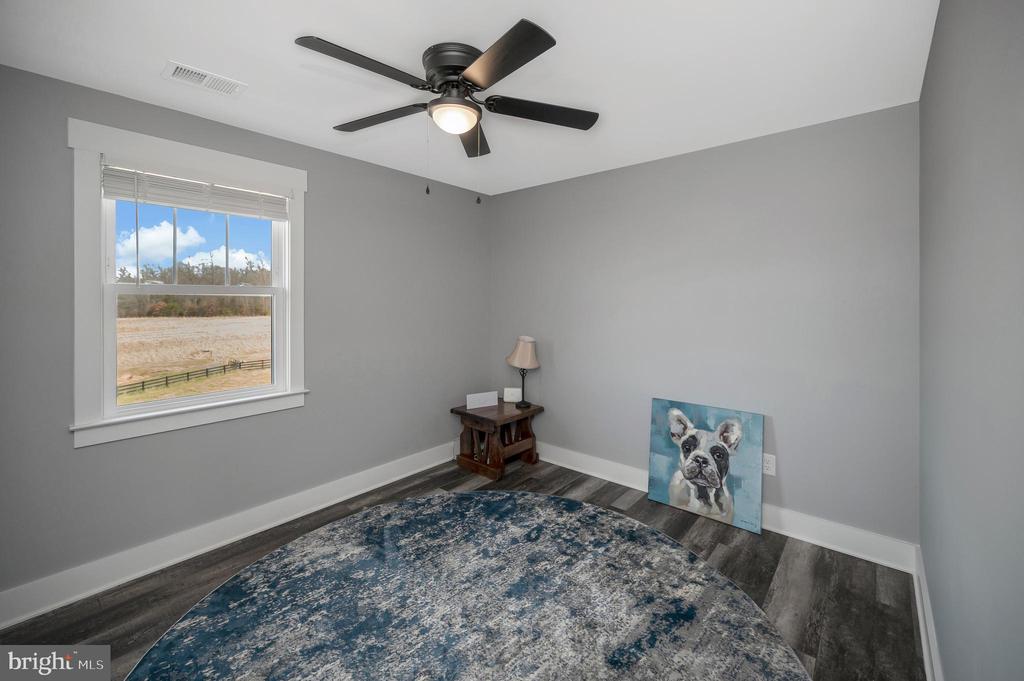 Bealeton, Virginia, 22712, United States, 4 Bedrooms Bedrooms, ,3 BathroomsBathrooms,Residential,For Sale,2002871