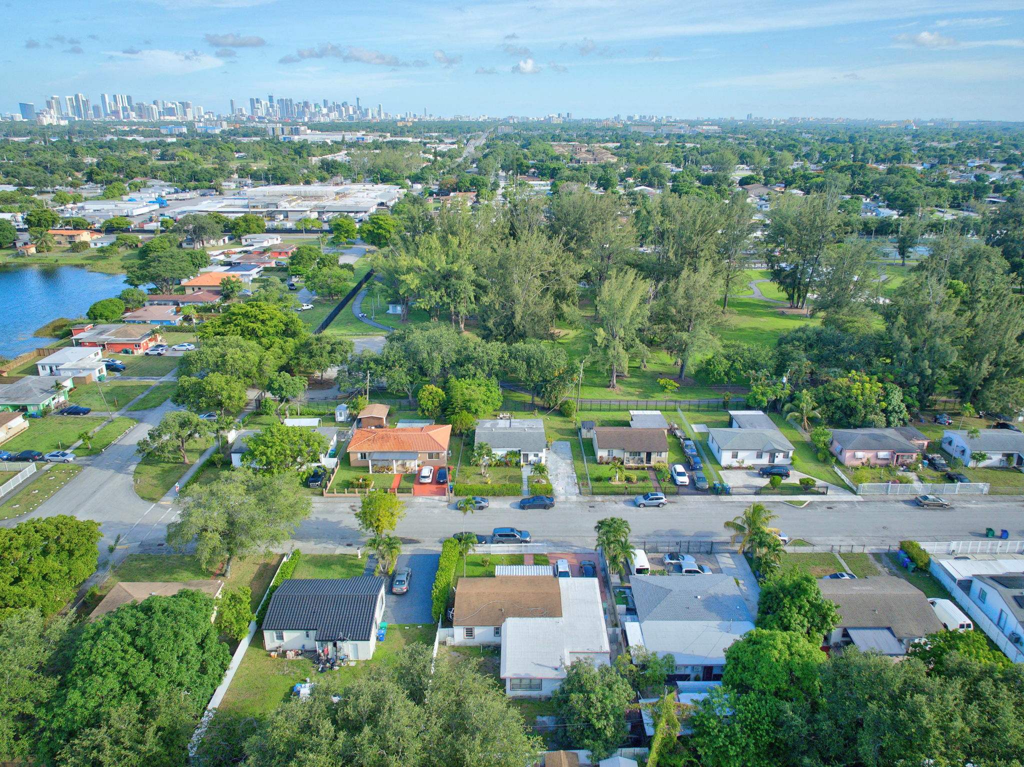  1230 NW 84th Ter, Miami, FL, 33147 - 物件實景