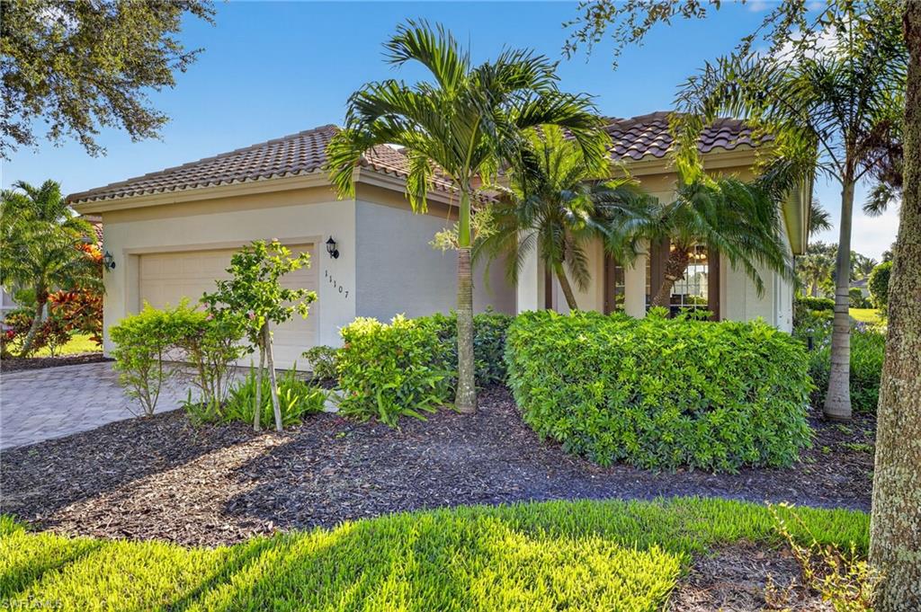 Fort Myers, Florida, 33913, United States, 3 Bedrooms Bedrooms, ,2 BathroomsBathrooms,Residential,For Sale,1925025