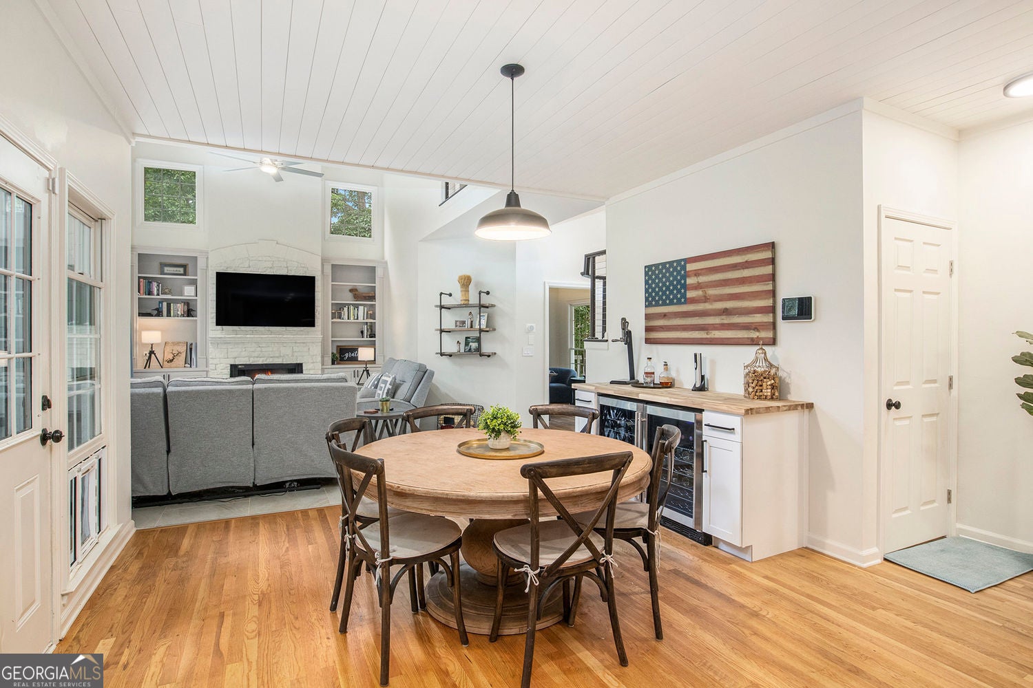 Flowery Branch, Georgia, 30542, United States, 5 Bedrooms Bedrooms, ,4 BathroomsBathrooms,Residential,For Sale,1914640