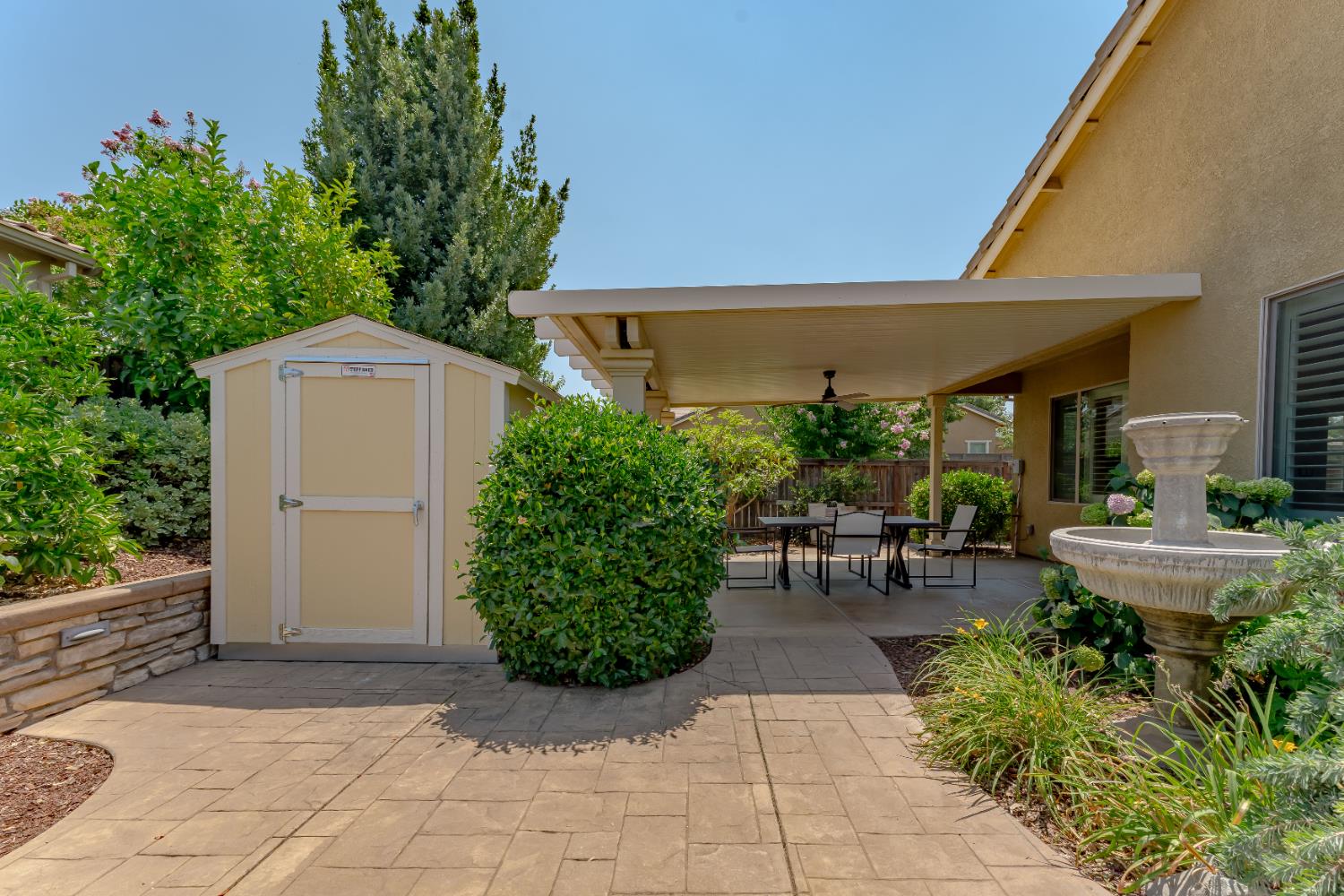 El Dorado Hills, California, 95762, United States, 3 Bedrooms Bedrooms, ,3 BathroomsBathrooms,Residential,For Sale,1932064