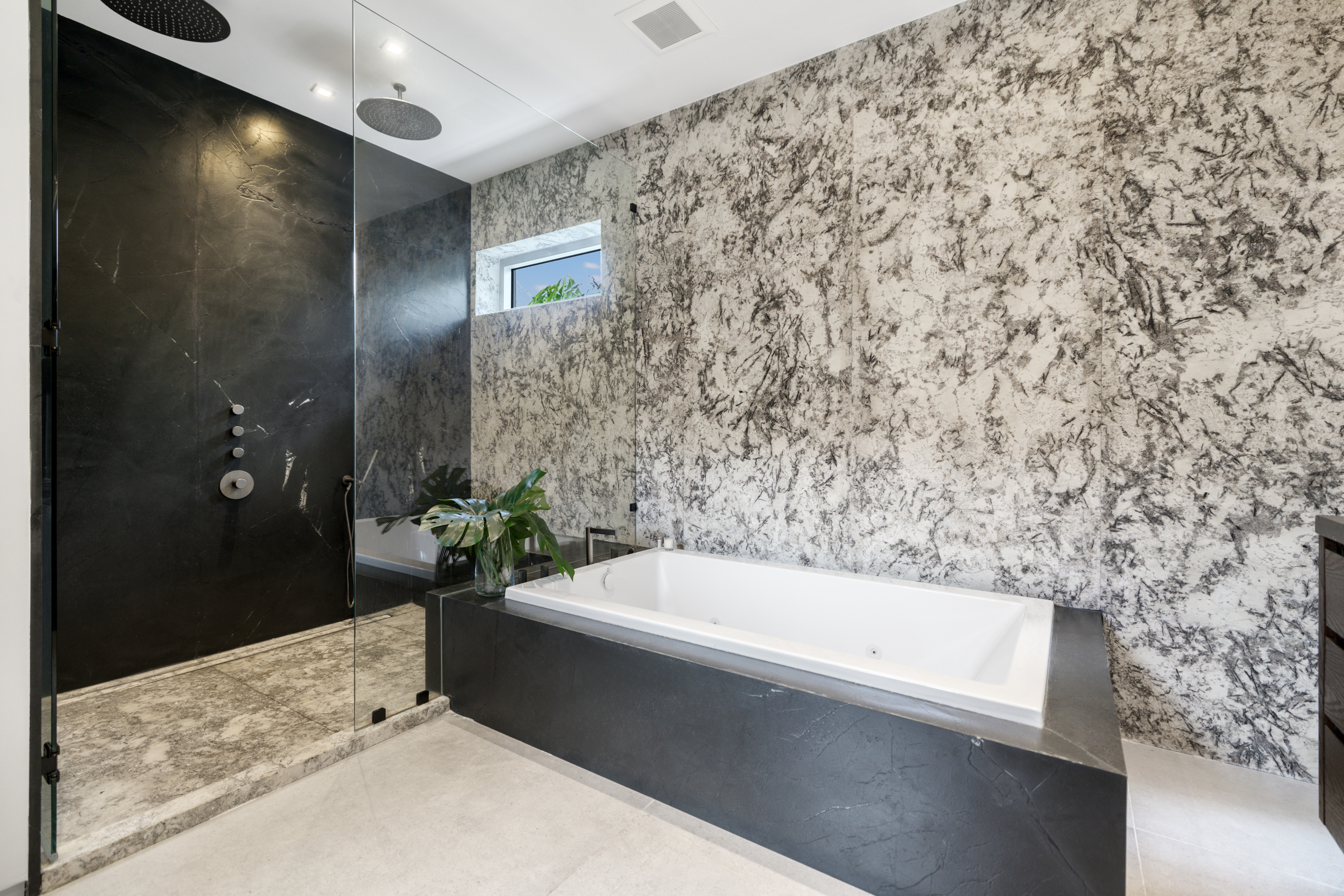  1379 N Venetian Way, Miami, FL, 33139 - 物件實景