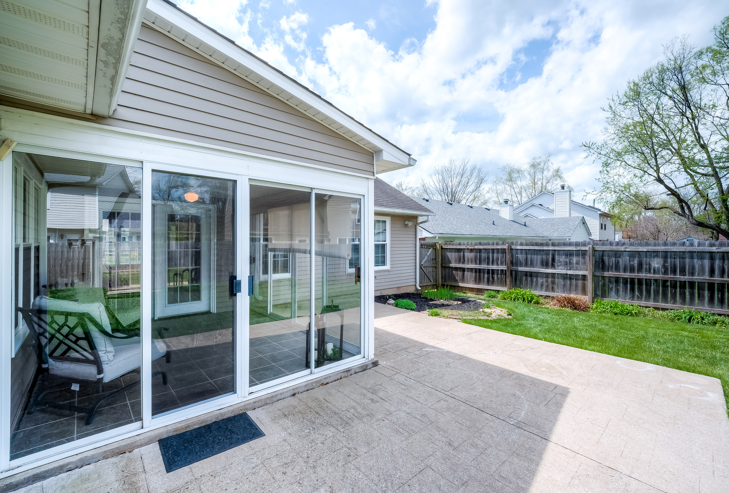  875 Wyndham Hills Drive - 物件實景