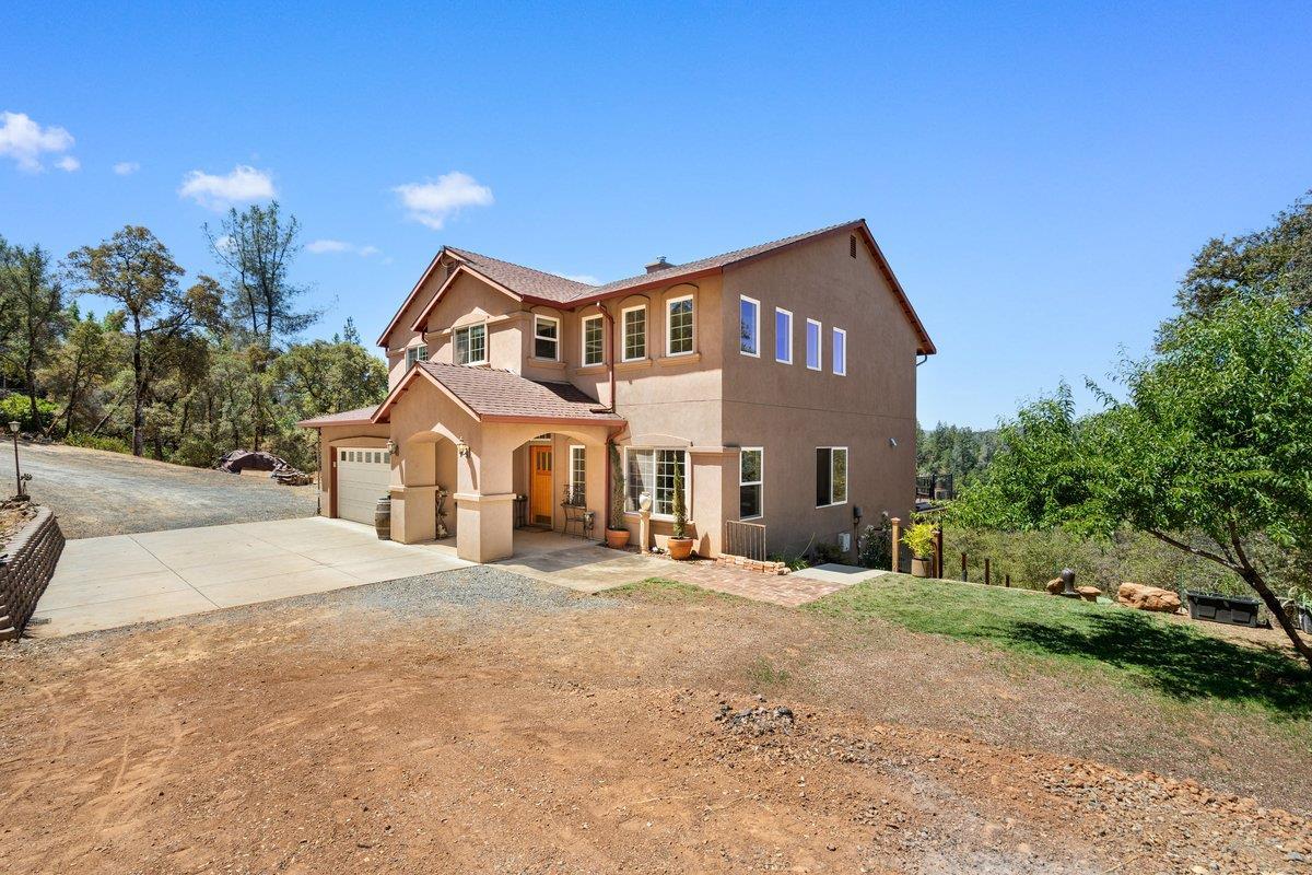 Grass Valley, California, 95949, United States, 4 Bedrooms Bedrooms, ,3 BathroomsBathrooms,Residential,For Sale,1924351
