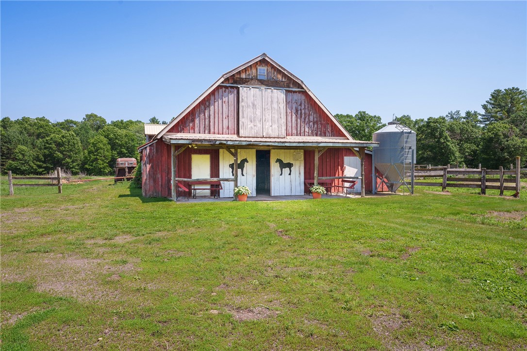 Cadott, Wisconsin, 54727, United States, 4 Bedrooms Bedrooms, ,3 BathroomsBathrooms,Residential,For Sale,1990945