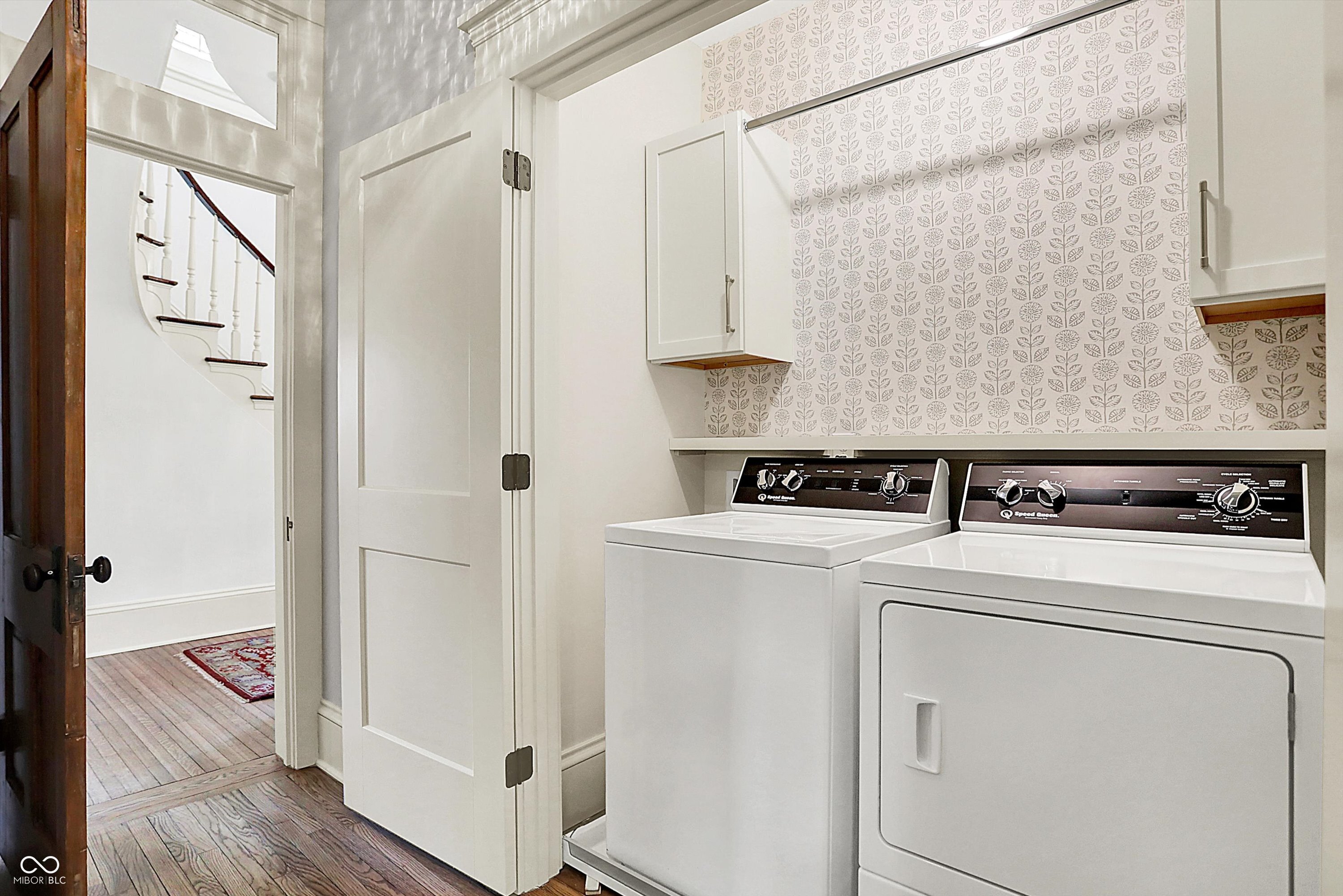 Zionsville, Indiana, 46077, United States, 6 Bedrooms Bedrooms, ,5 BathroomsBathrooms,Residential,For Sale,1766100