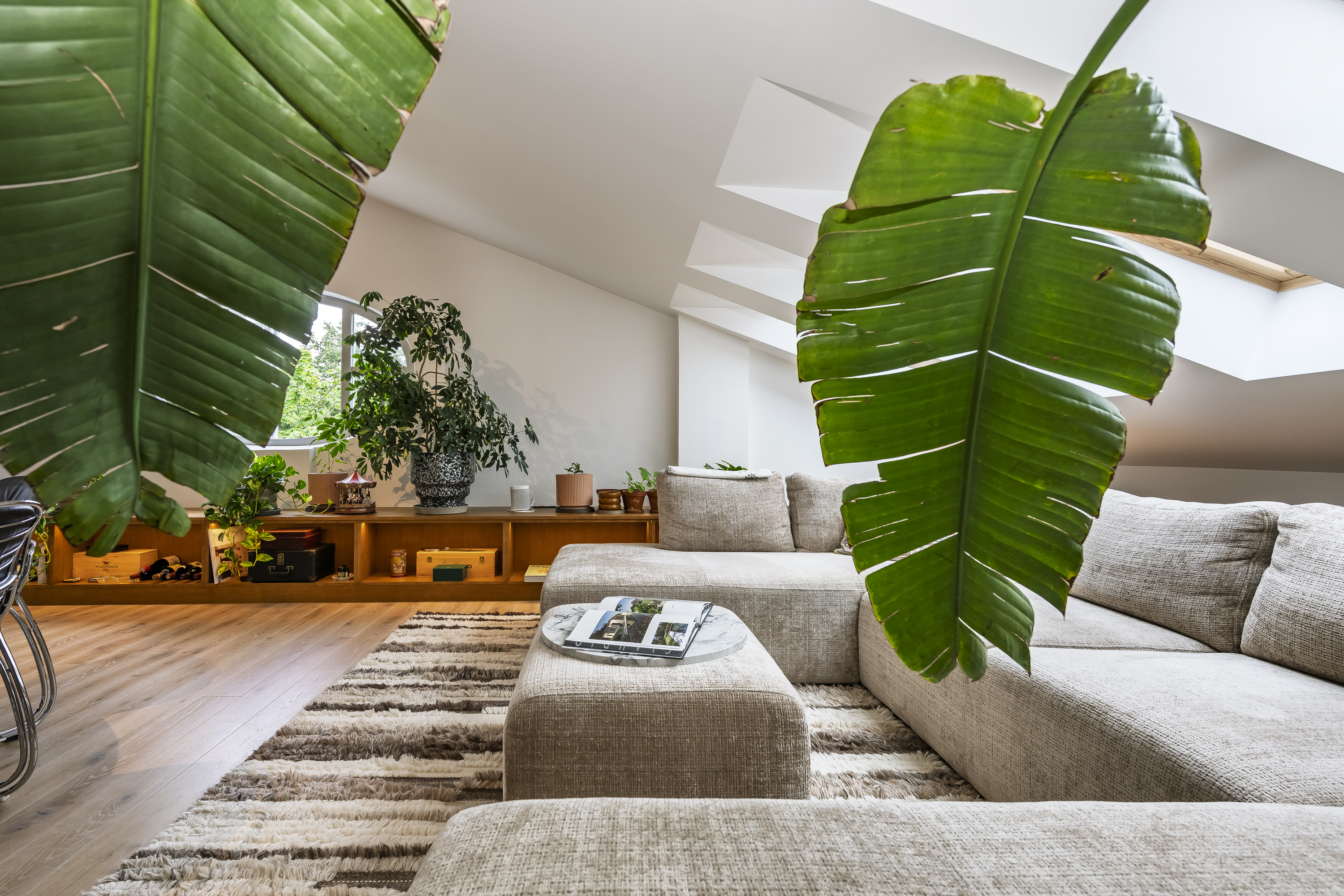  A Timeless Top-Floor Residence in the Heart of Vilnius Old Town - 物件實景
