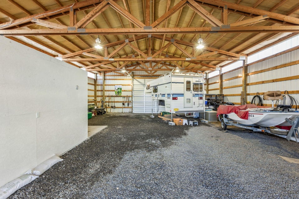 Prineville, Oregon, 97754, United States, 3 Bedrooms Bedrooms, ,3 BathroomsBathrooms,Residential,For Sale,1804823
